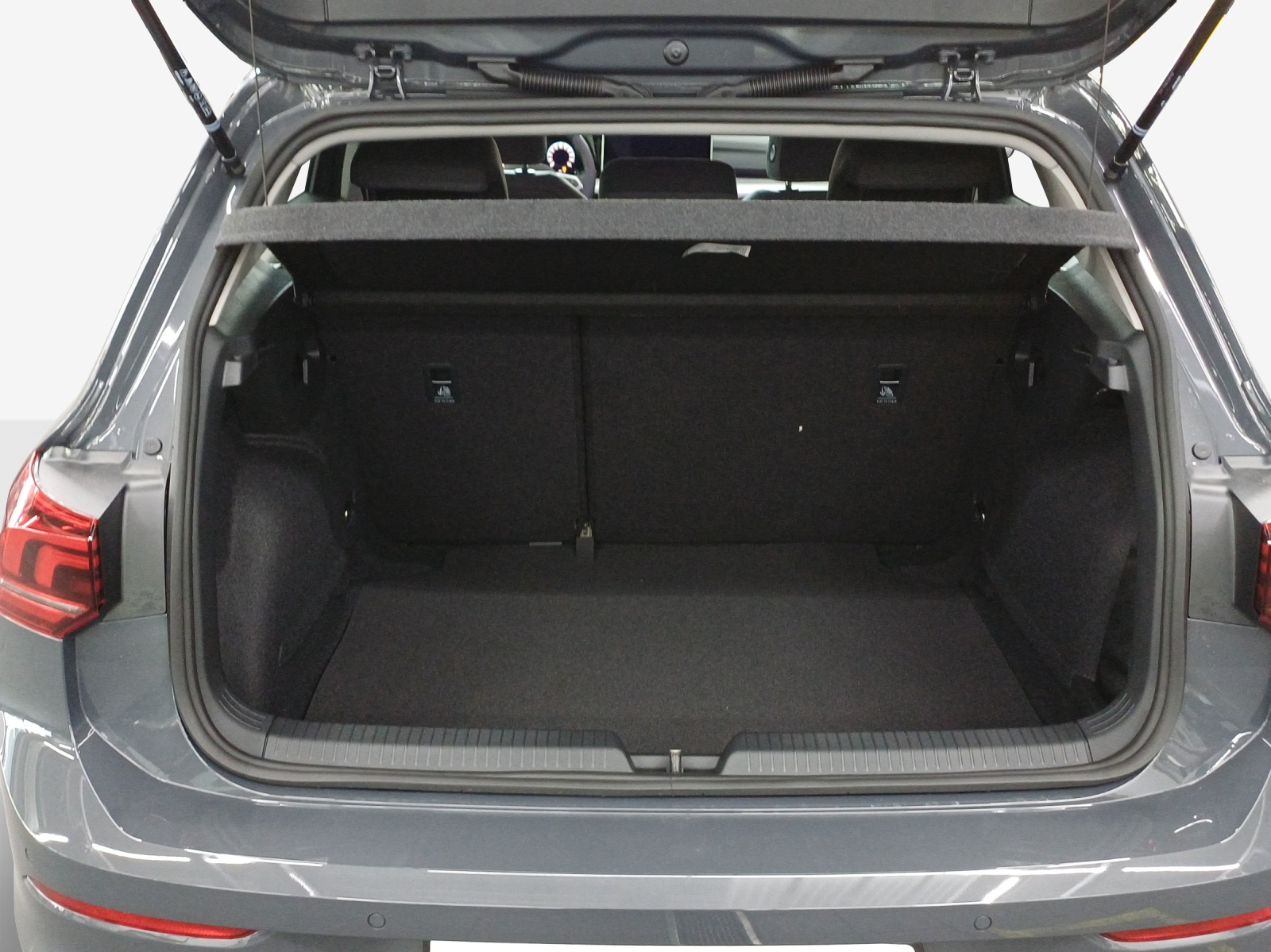 VW Golf 1.5 e TSI mHEV Value DSG-image-12