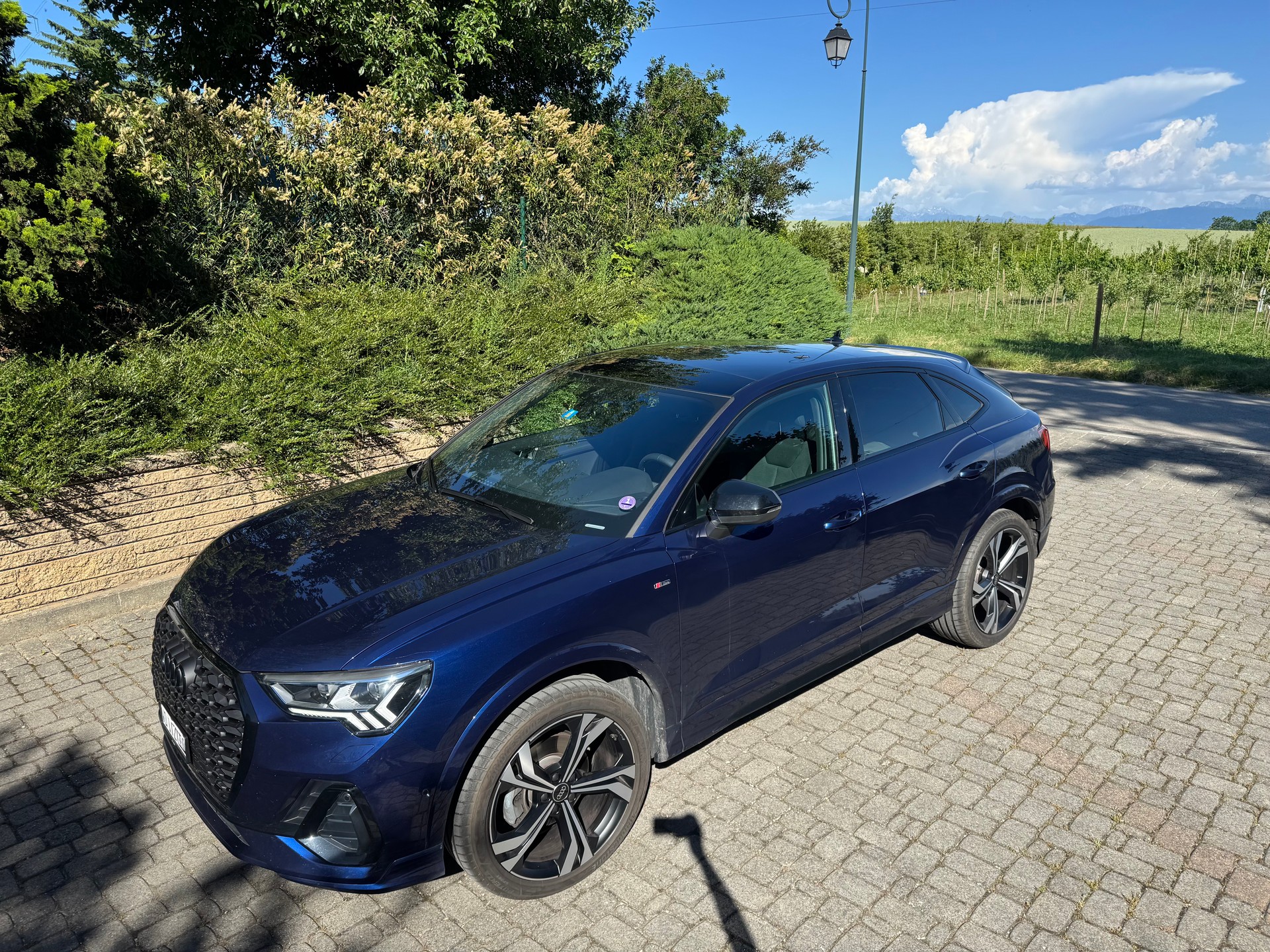 AUDI 1.5 35 TFSI S line Attraction S-Tronic-image-1