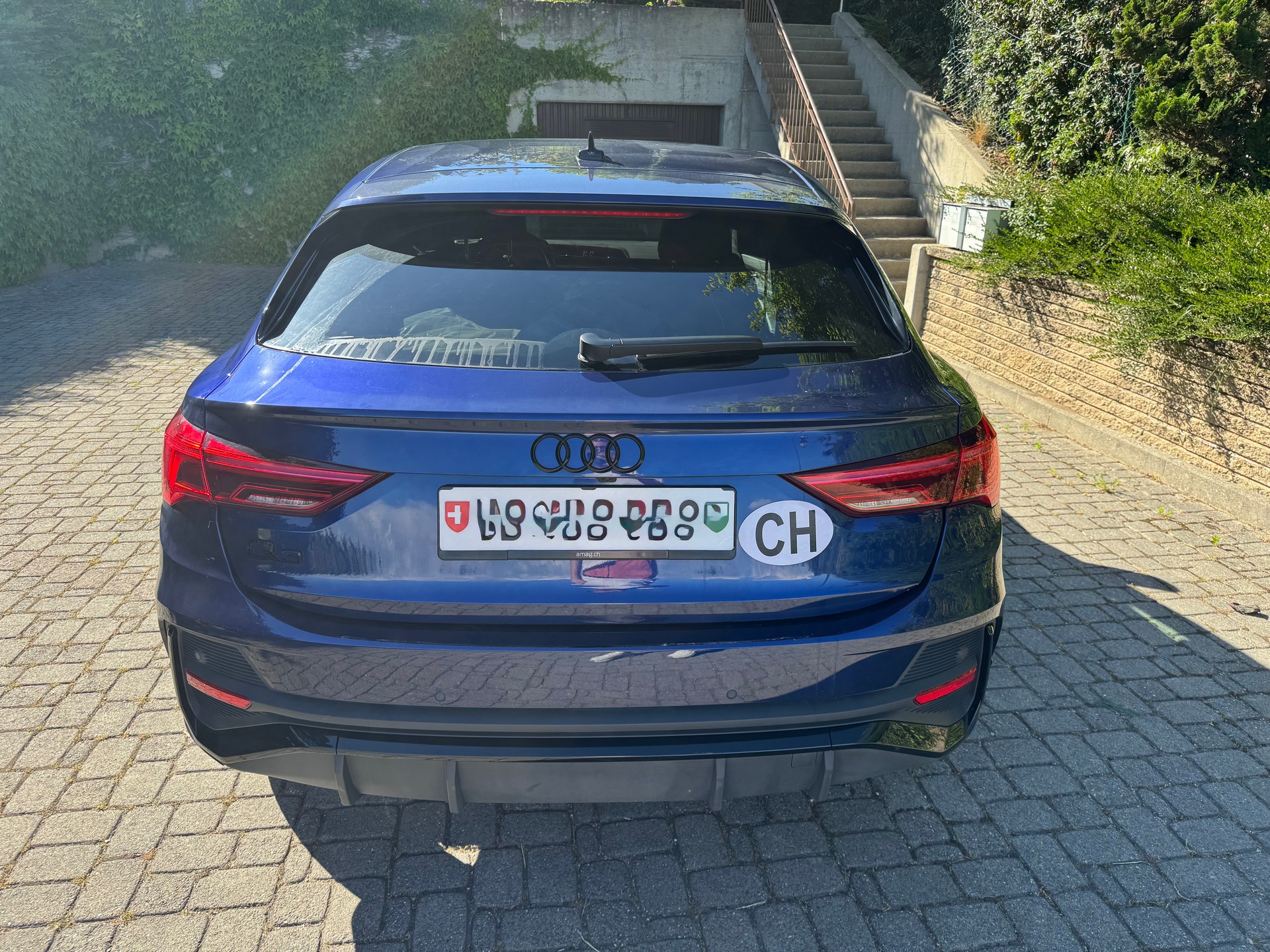 AUDI 1.5 35 TFSI S line Attraction S-Tronic-image-4