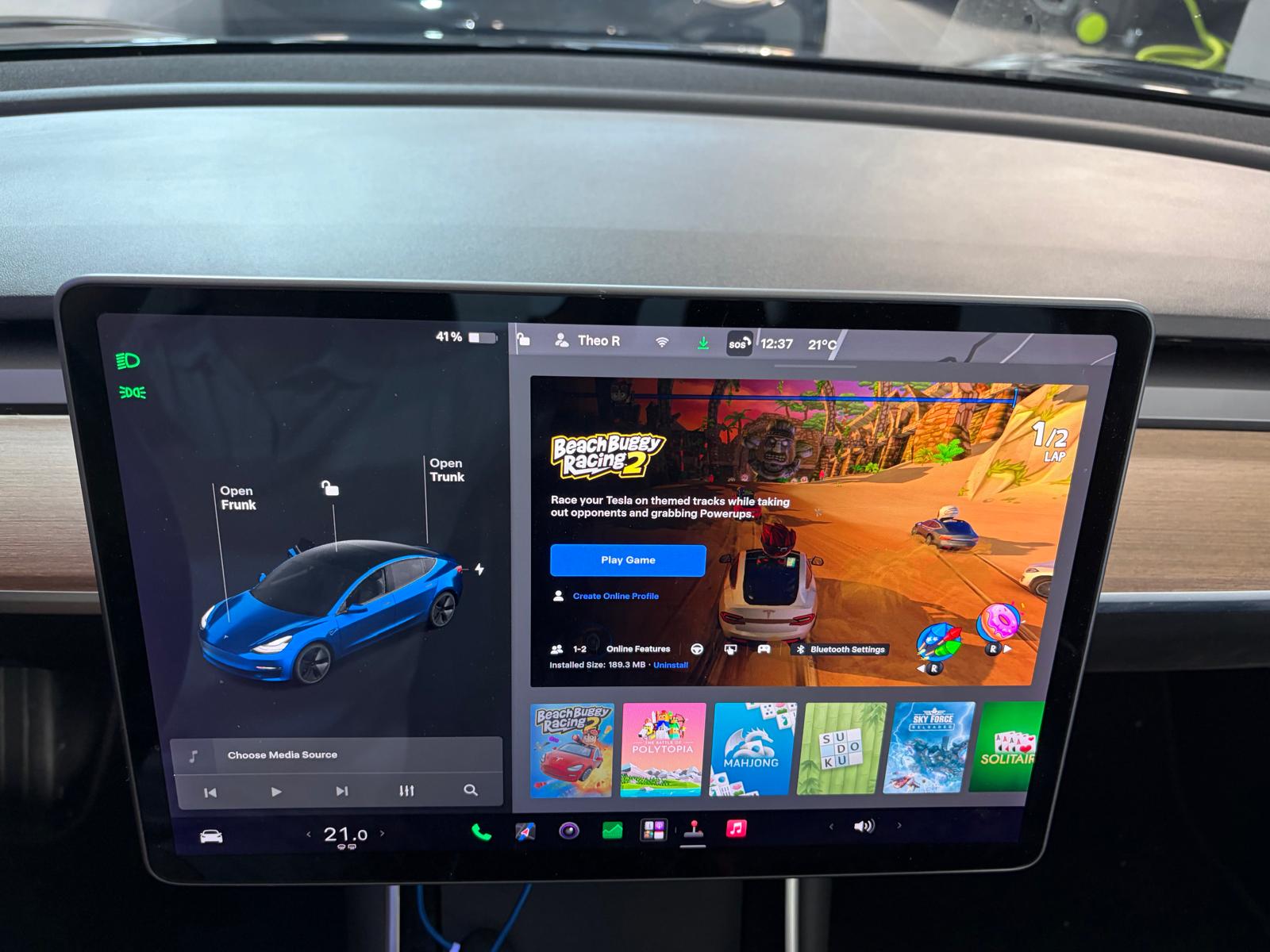 TESLA Model 3 Long Range Dual Motor AWD-image-21