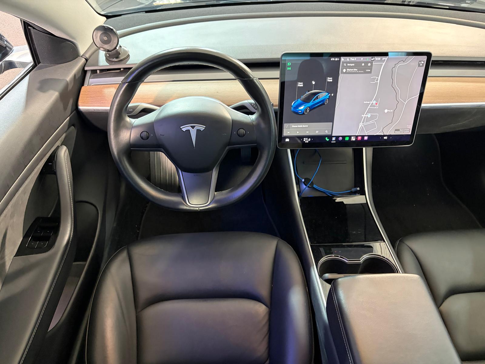 TESLA Model 3 Long Range Dual Motor AWD-image-16