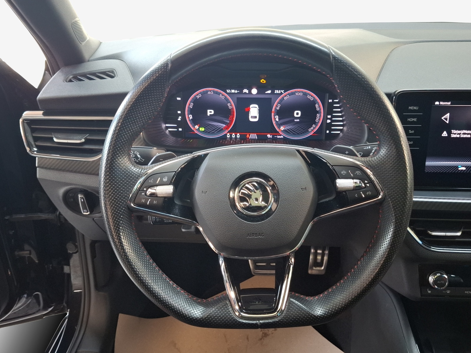 SKODA Scala 1.0 TSI Monte Carlo DSG-image-9