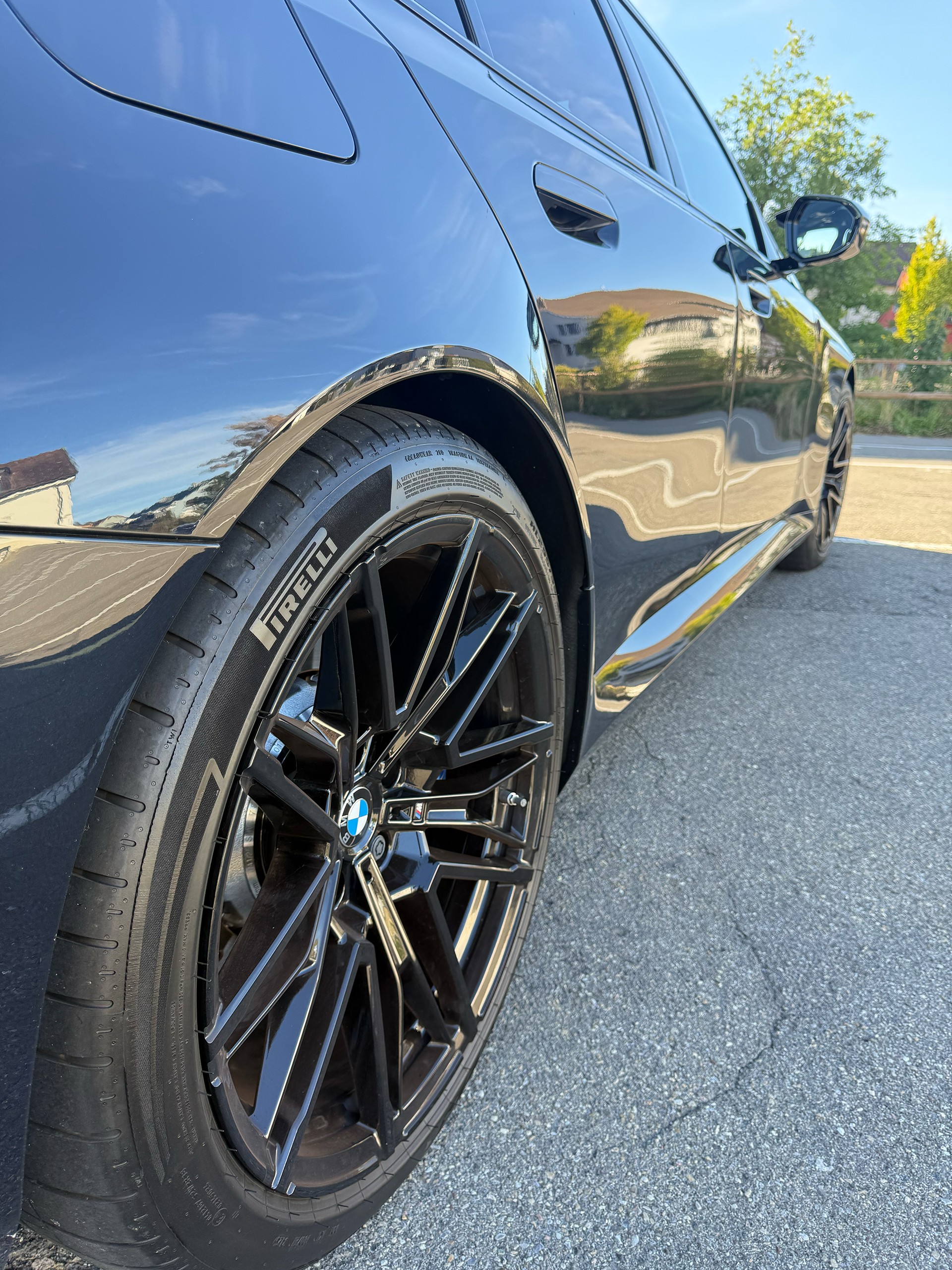 BMW M5 xDrive-image-7