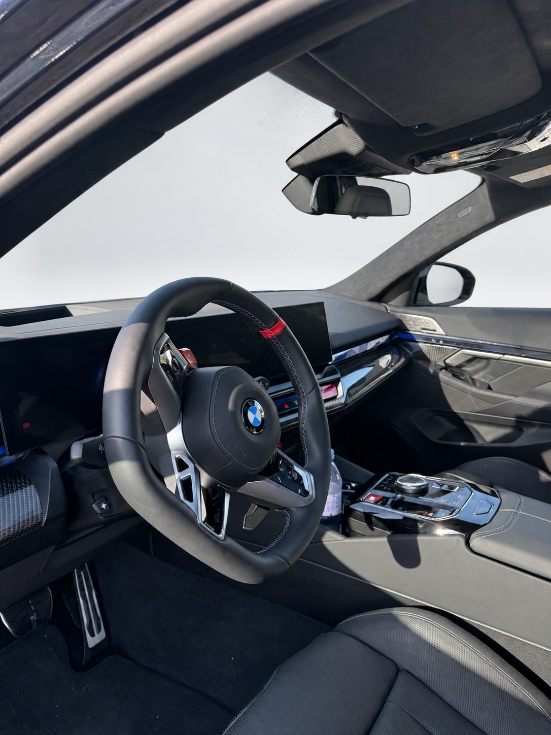 BMW M5 xDrive-image-3