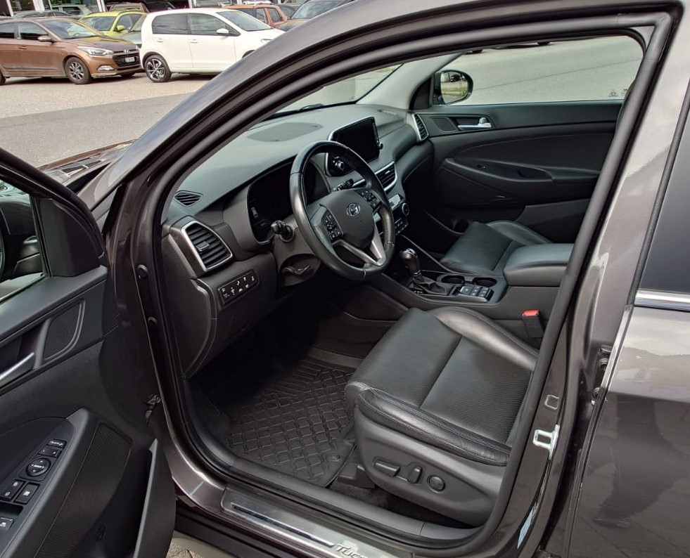 HYUNDAI Tucson 2.0 CRDI Vertex Mild Hybrid Diesel 4WD Automatic-image-9