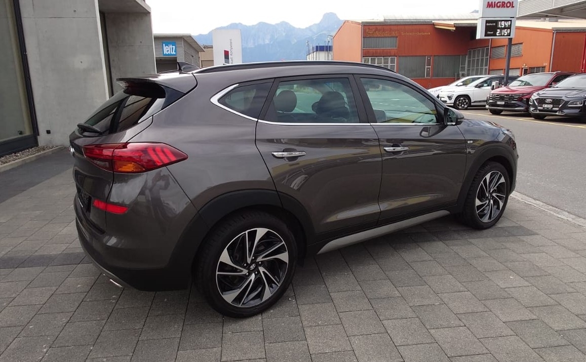 HYUNDAI Tucson 2.0 CRDI Vertex Mild Hybrid Diesel 4WD Automatic-image-3