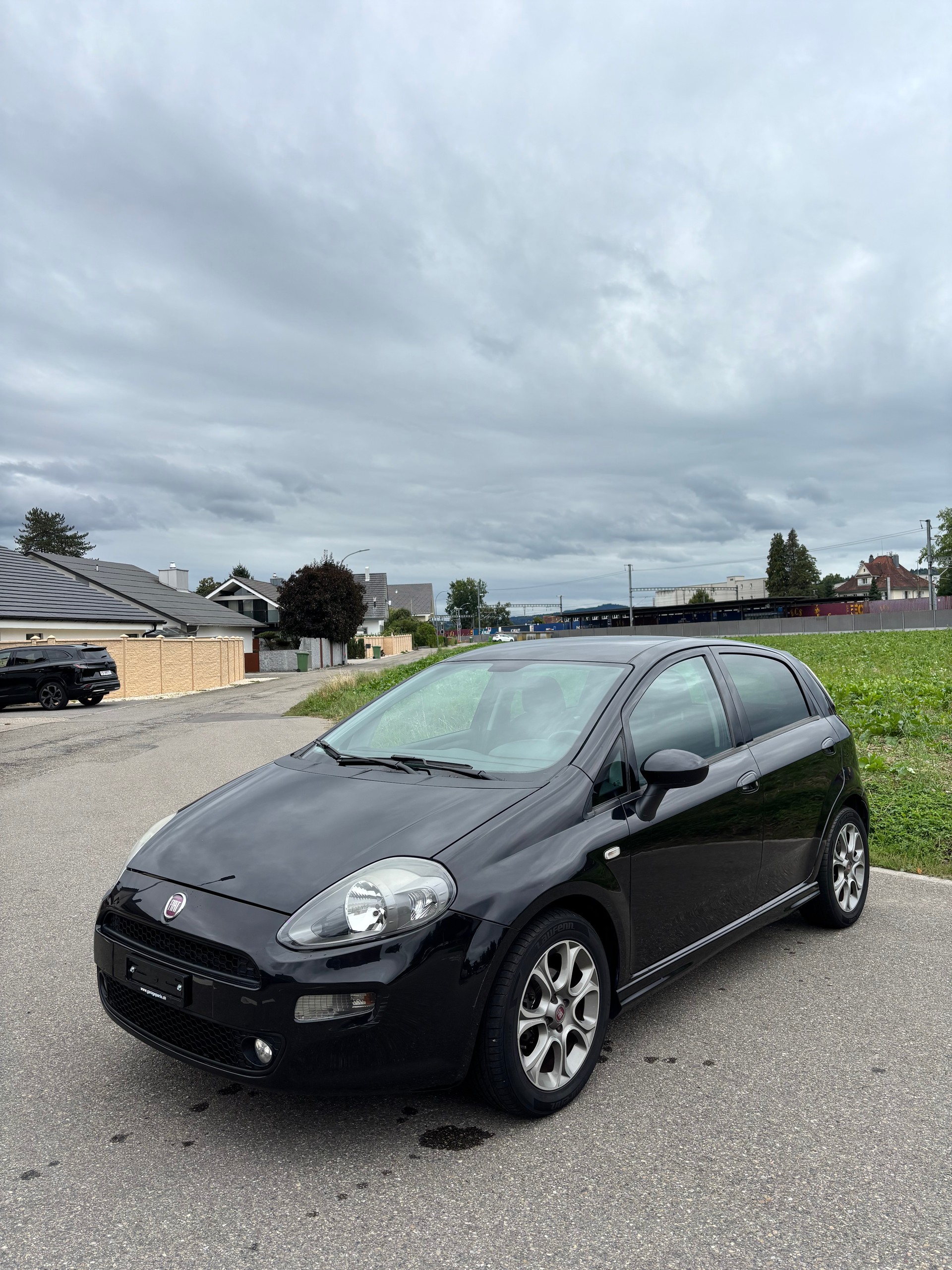 FIAT Punto 1.4 16V Easy-image-1