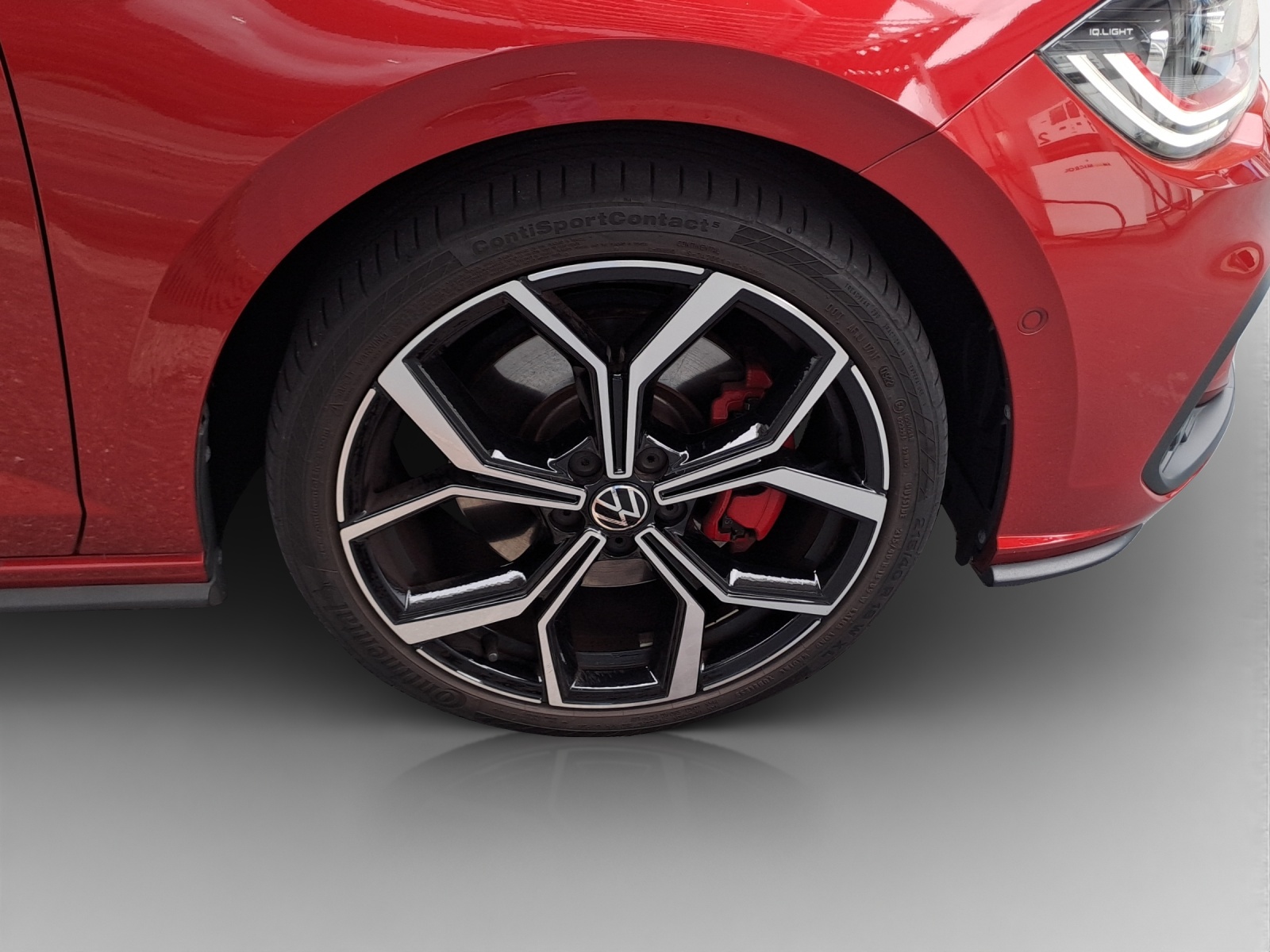 VW Polo 2.0 TSI GTI DSG-image-13