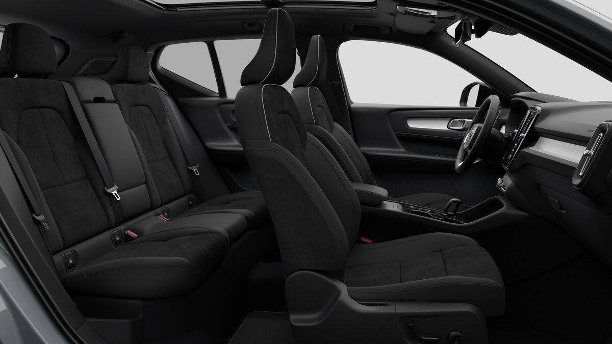 VOLVO XC40 2.0 B4 MH Black Edition-image-12
