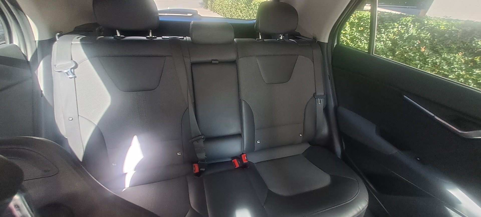 KIA 1.6 GDi Hybrid Power Edition-image-3