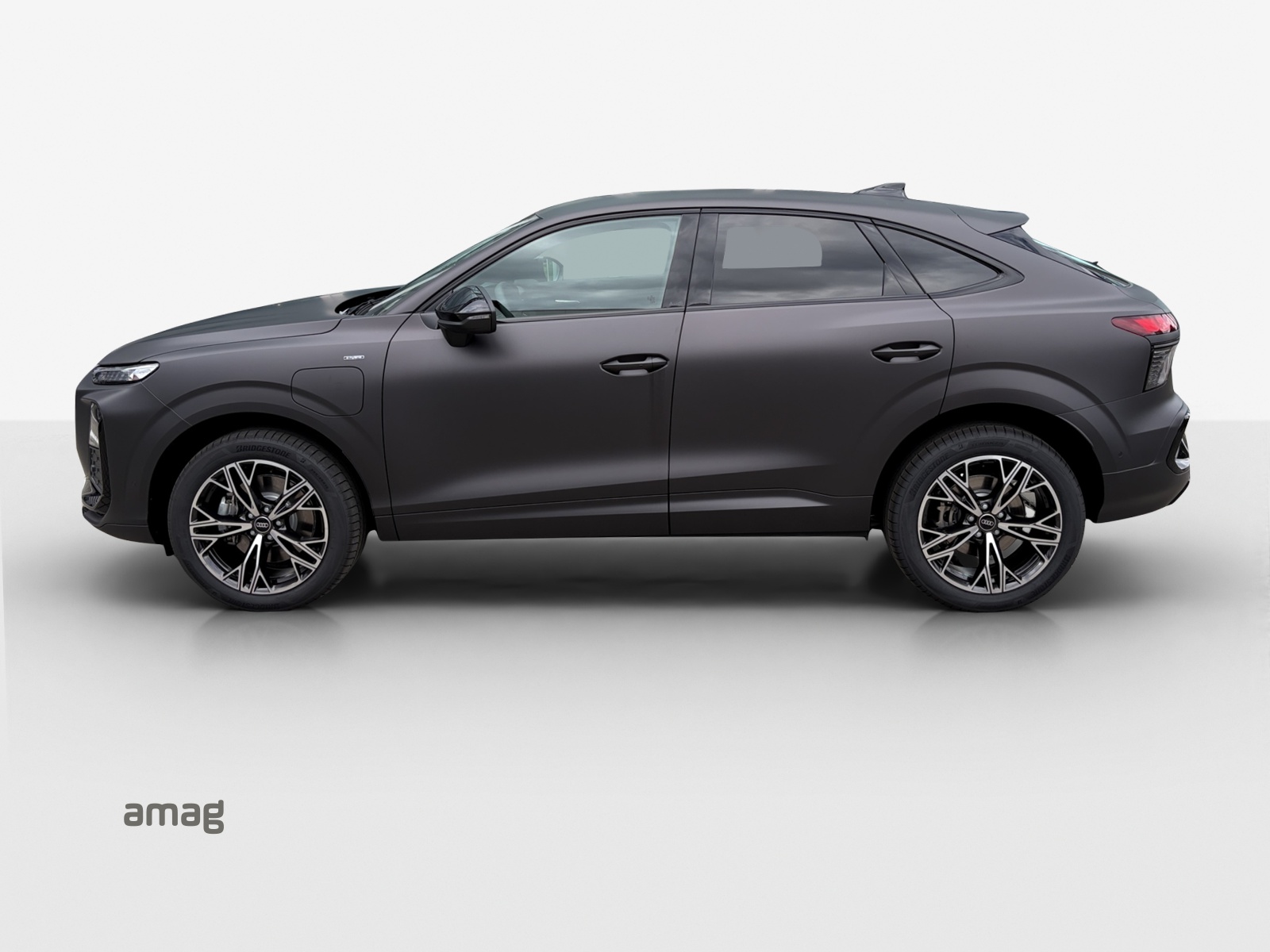 AUDI Q3 Sportback e-hybrid 200 kW S tronig-image-1