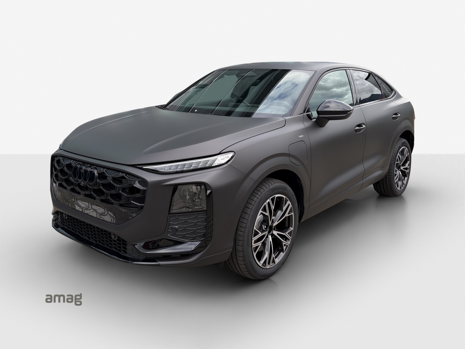 AUDI Q3 Sportback e-hybrid 200 kW S tronig-image-0