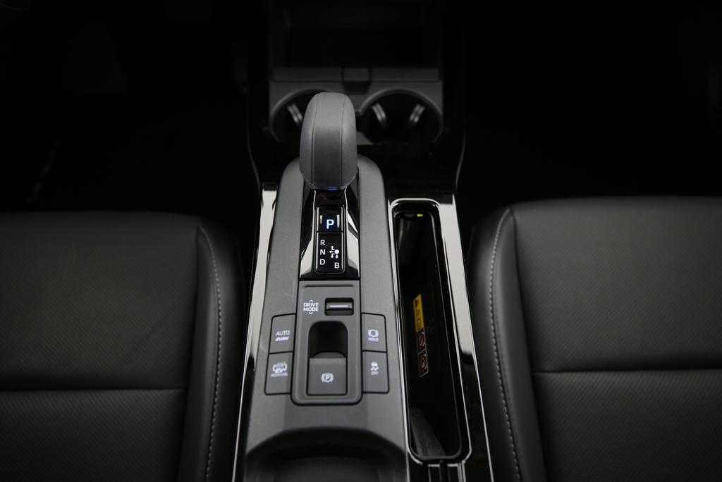 TOYOTA Prius 2.0 Plug-In-Hybrid Premium-image-9