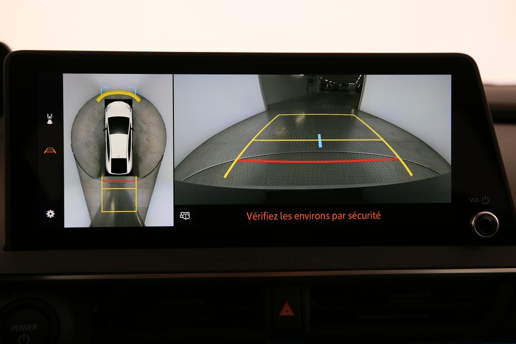 TOYOTA Prius 2.0 Plug-In-Hybrid Premium-image-14