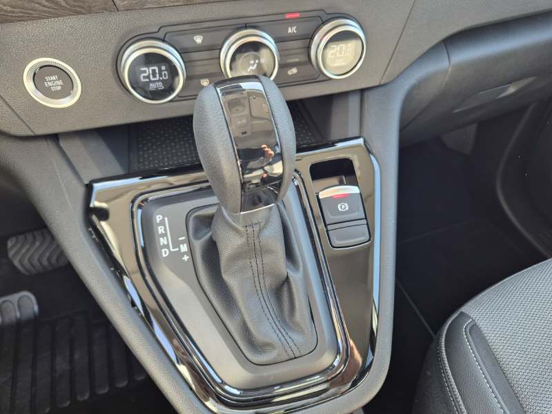 RENAULT Kangoo Kombi 1.3 TCe 130 techno-image-12