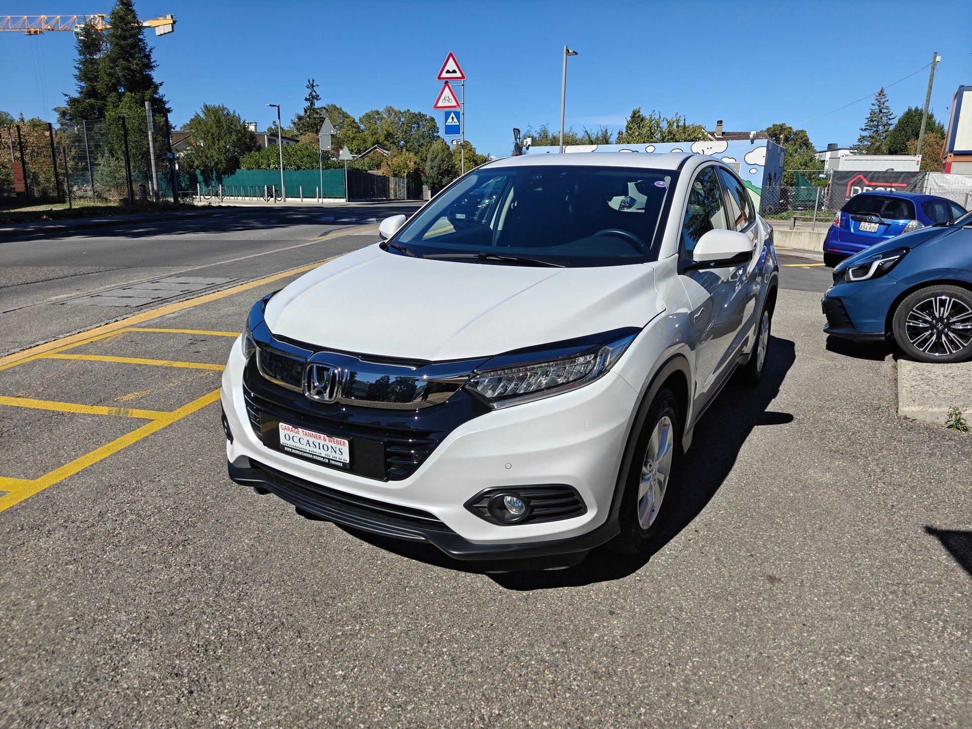 HONDA HR-V 1.5i-VTEC Elegance CVT-image-1