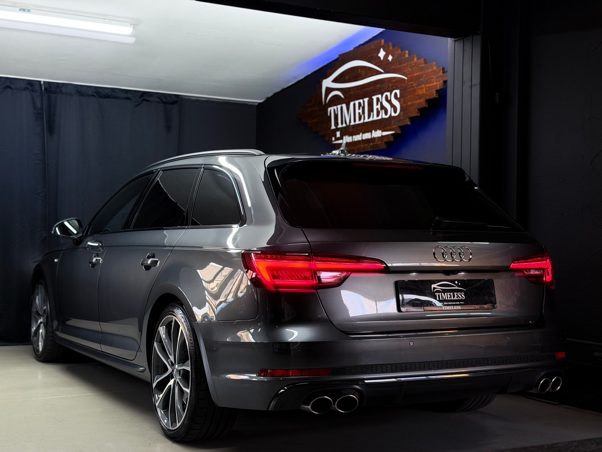 AUDI S4 Avant 3.0 TFSI quattro tiptronic-image-5