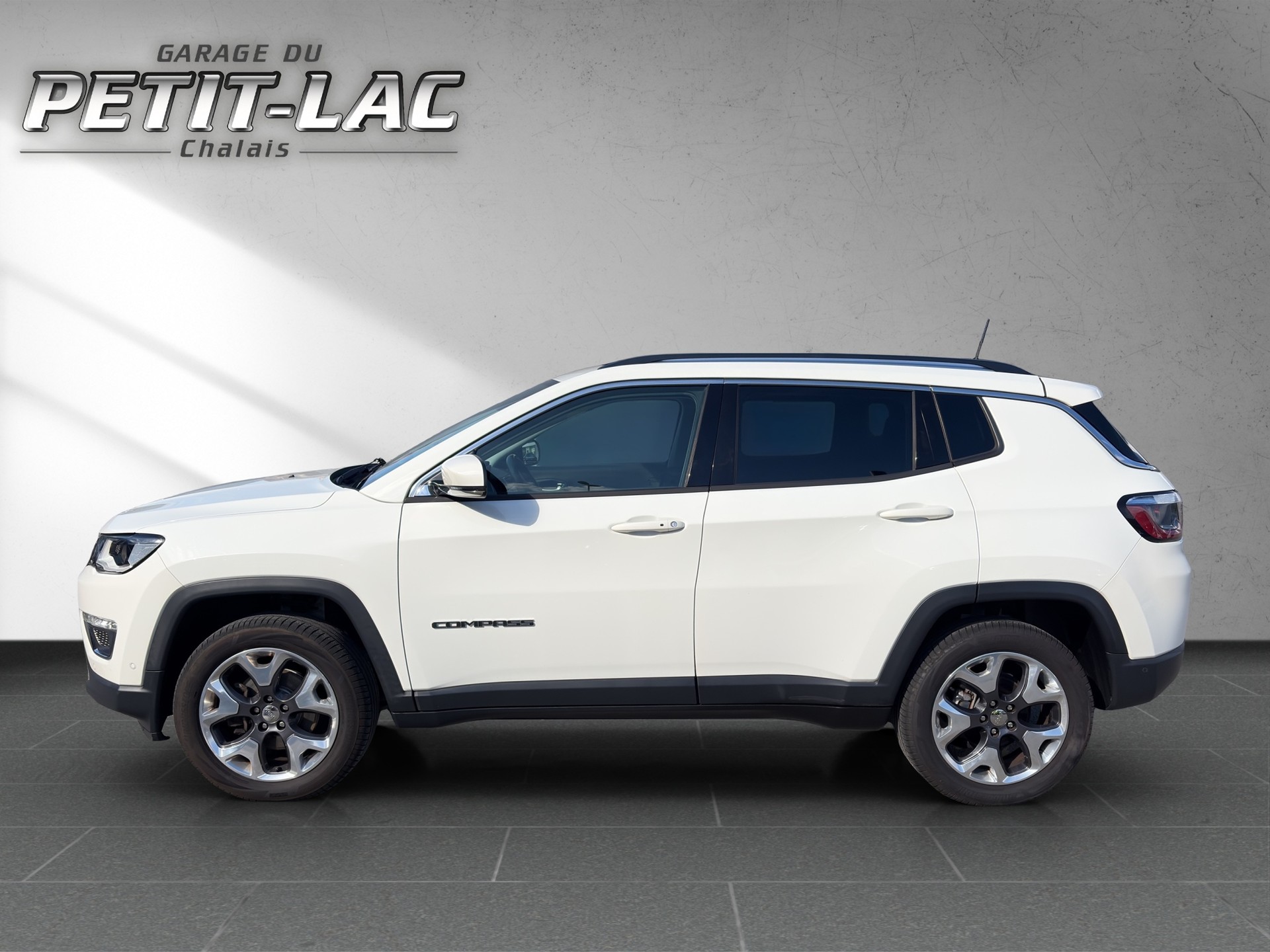 JEEP Compass 1.4 Turbo Limited AWD 9ATX-image-2
