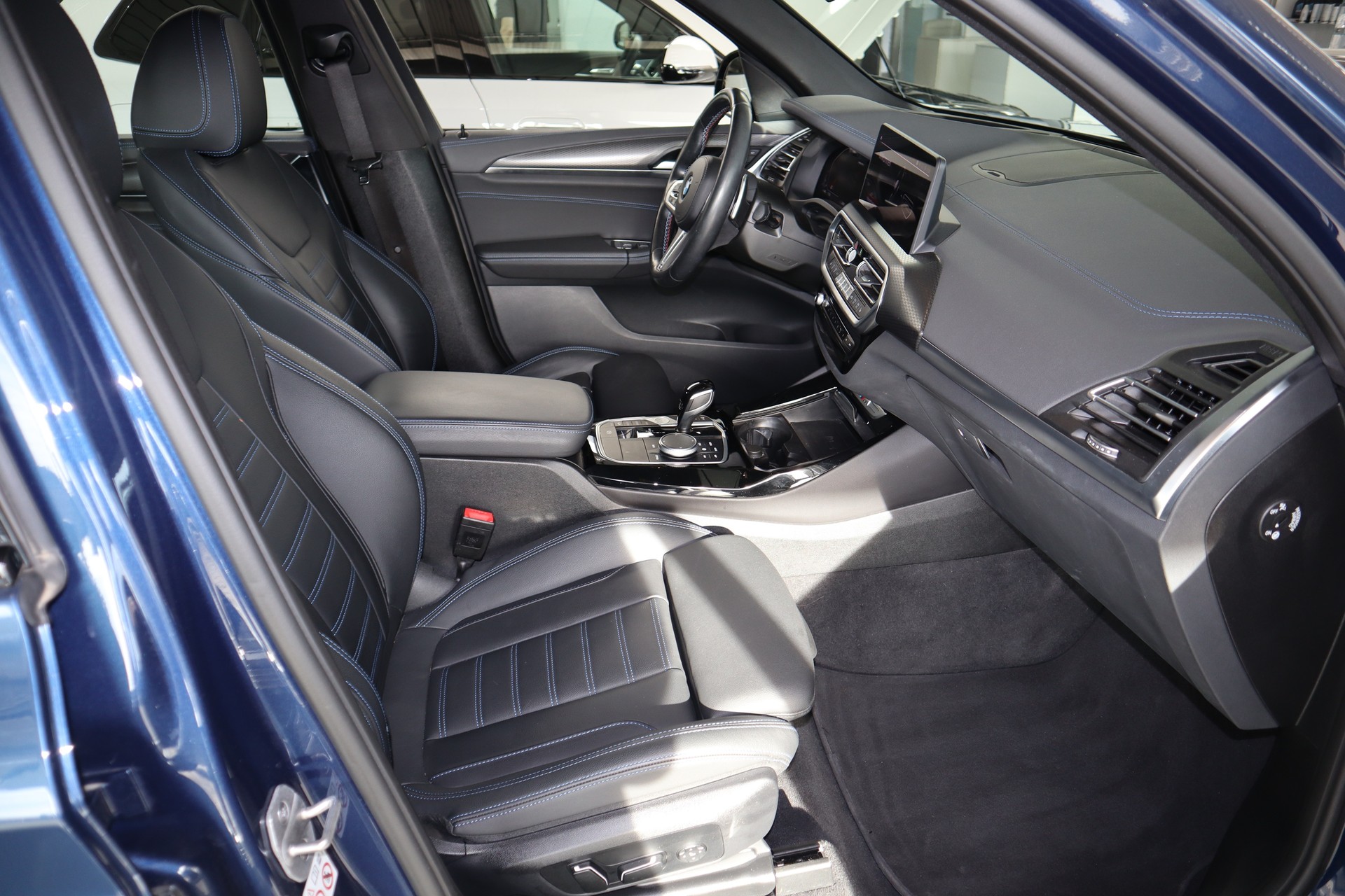 BMW X3 M40i xDrive M-Sportpaket 4x4 Euro 6-image-4