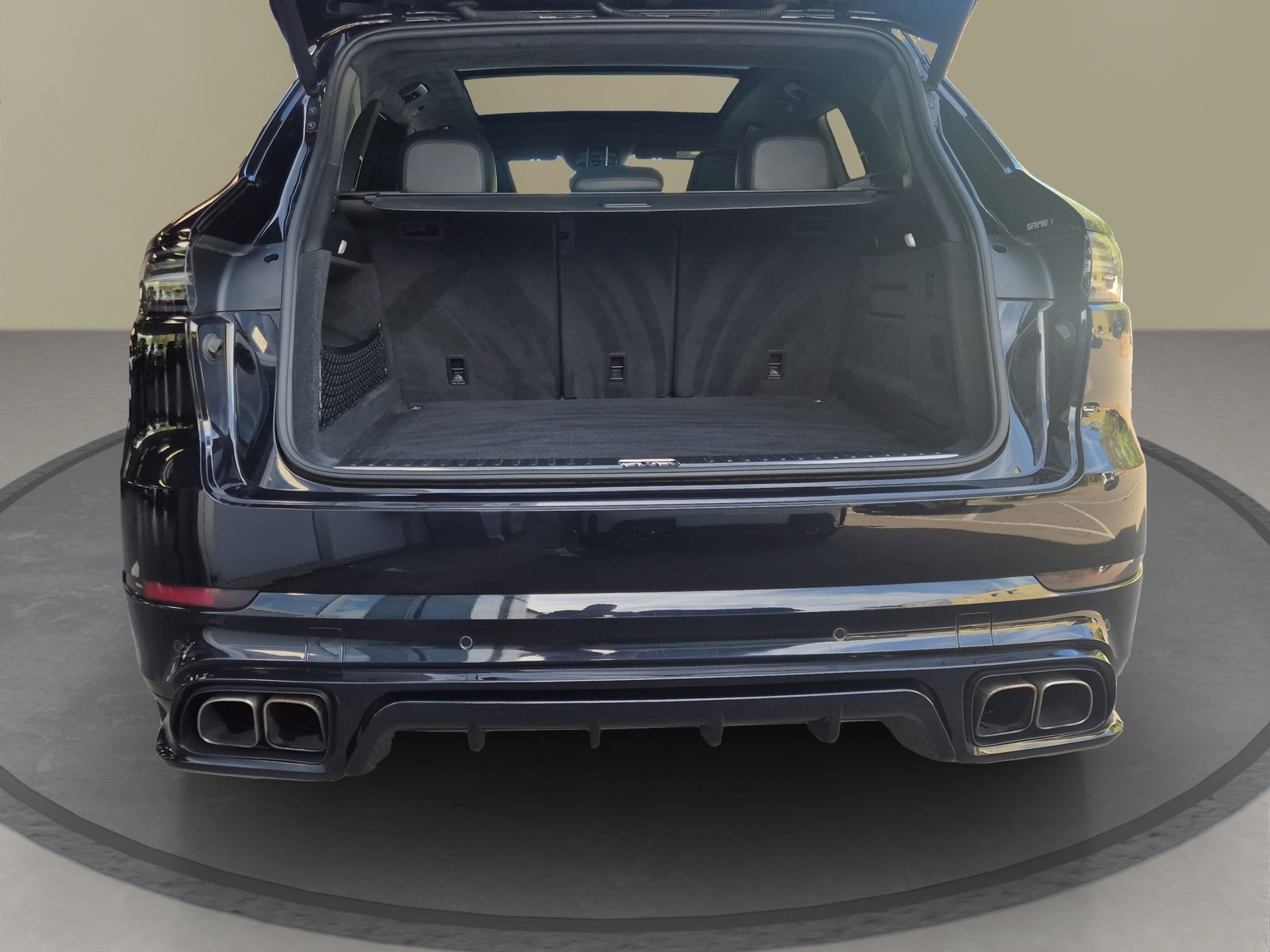 PORSCHE Cayenne Turbo-image-22