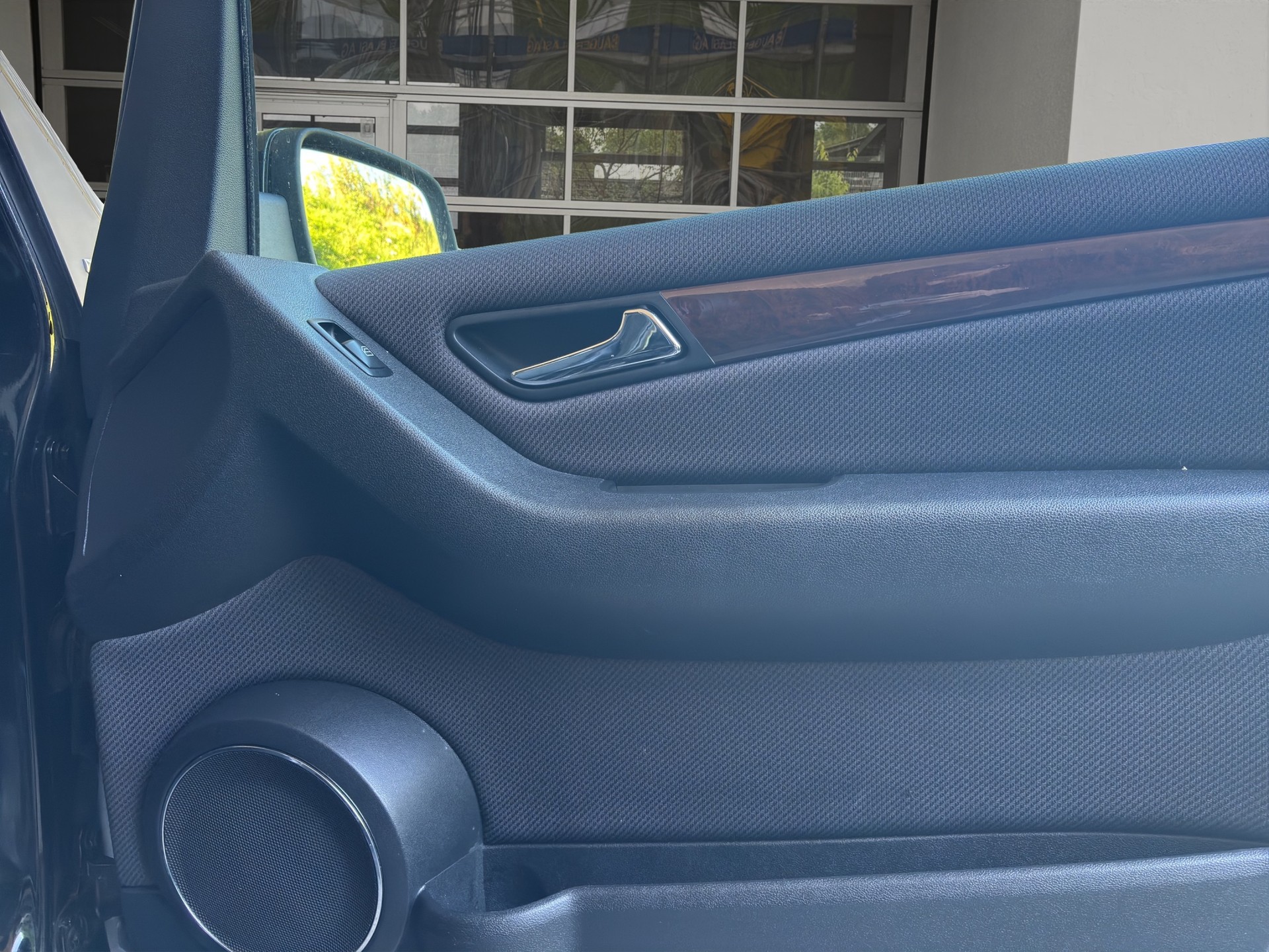 MERCEDES-BENZ A 180 CDI Elégance Autotronic-image-15