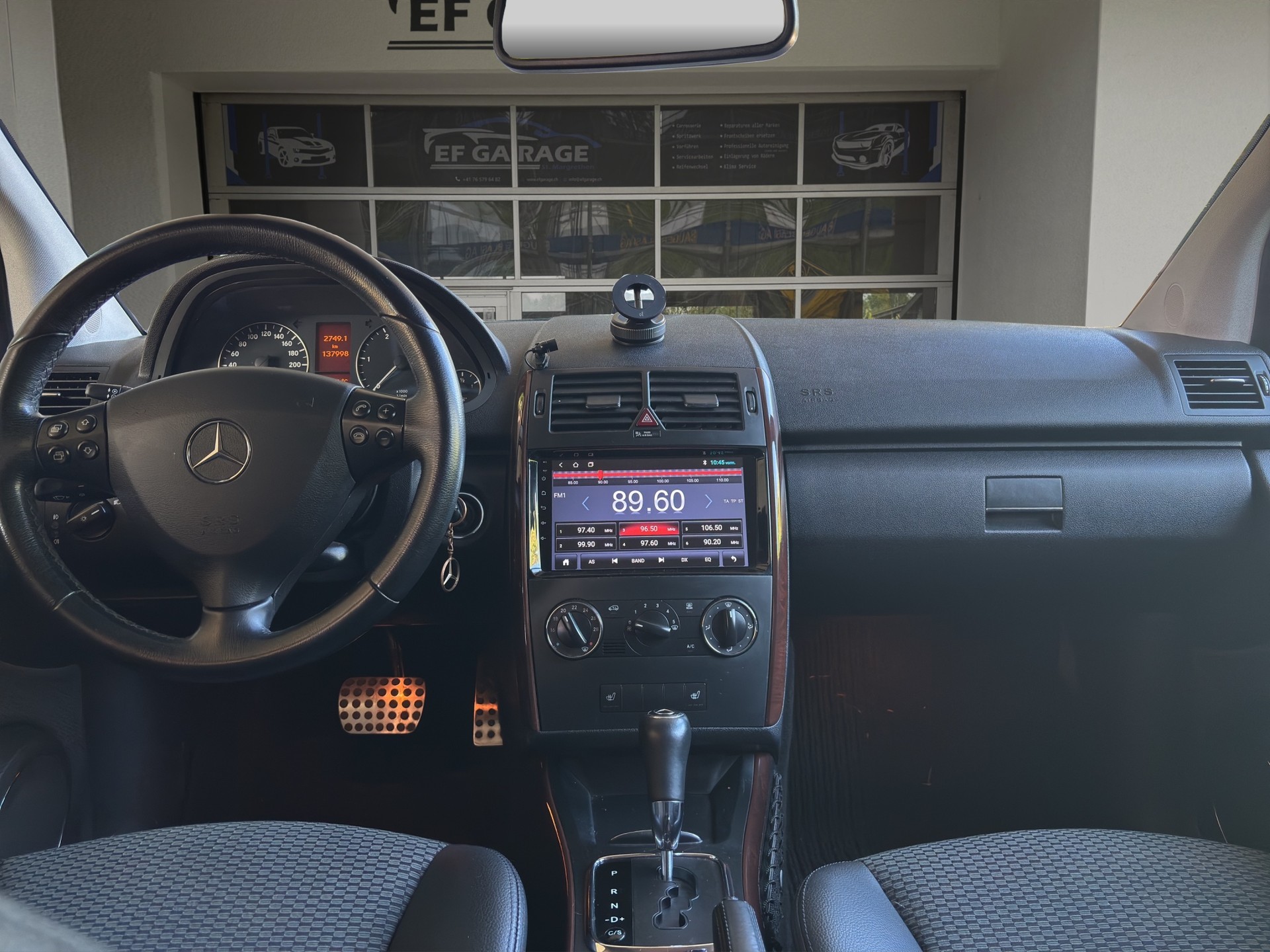 MERCEDES-BENZ A 180 CDI Elégance Autotronic-image-17