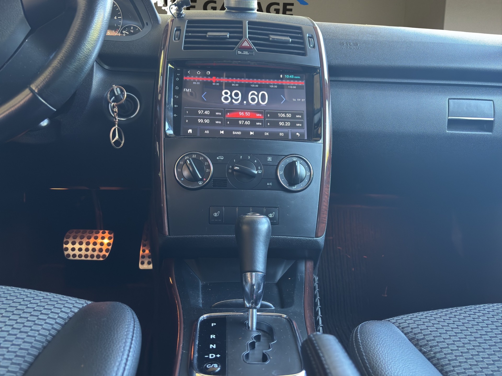 MERCEDES-BENZ A 180 CDI Elégance Autotronic-image-18