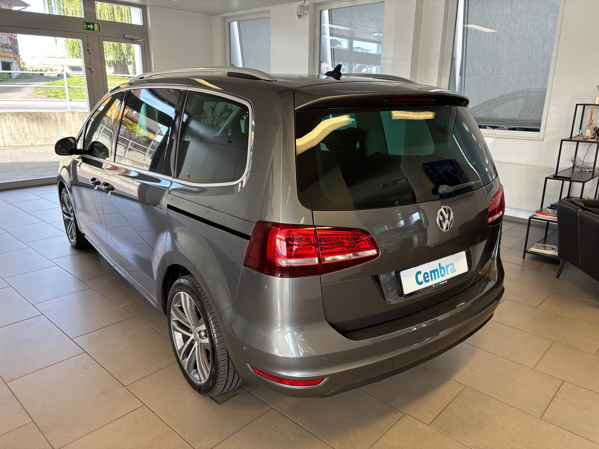 VW Sharan 2.0 TDI BMT Highline DSG-image-2