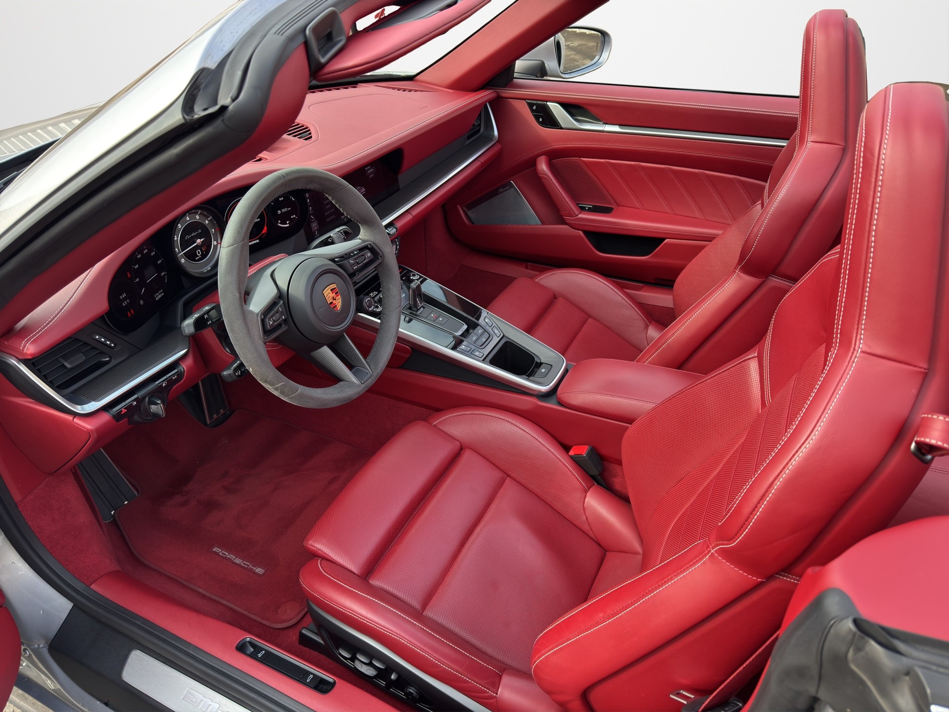 PORSCHE 911 Cabriolet 3.7 Turbo S PDK-image-11