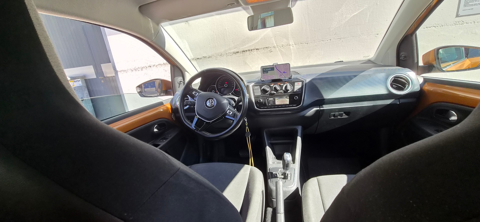 VW 1.0 MPI 60 BMT Move ASG-image-3