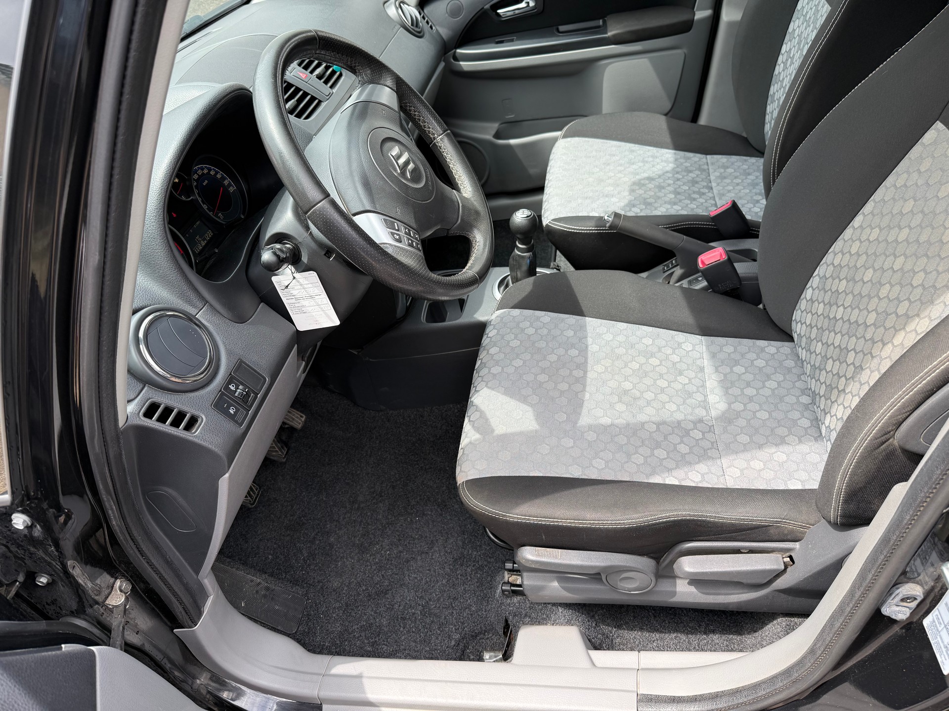 SUZUKI SX4 1.6 16V GL Top 4WD-image-9