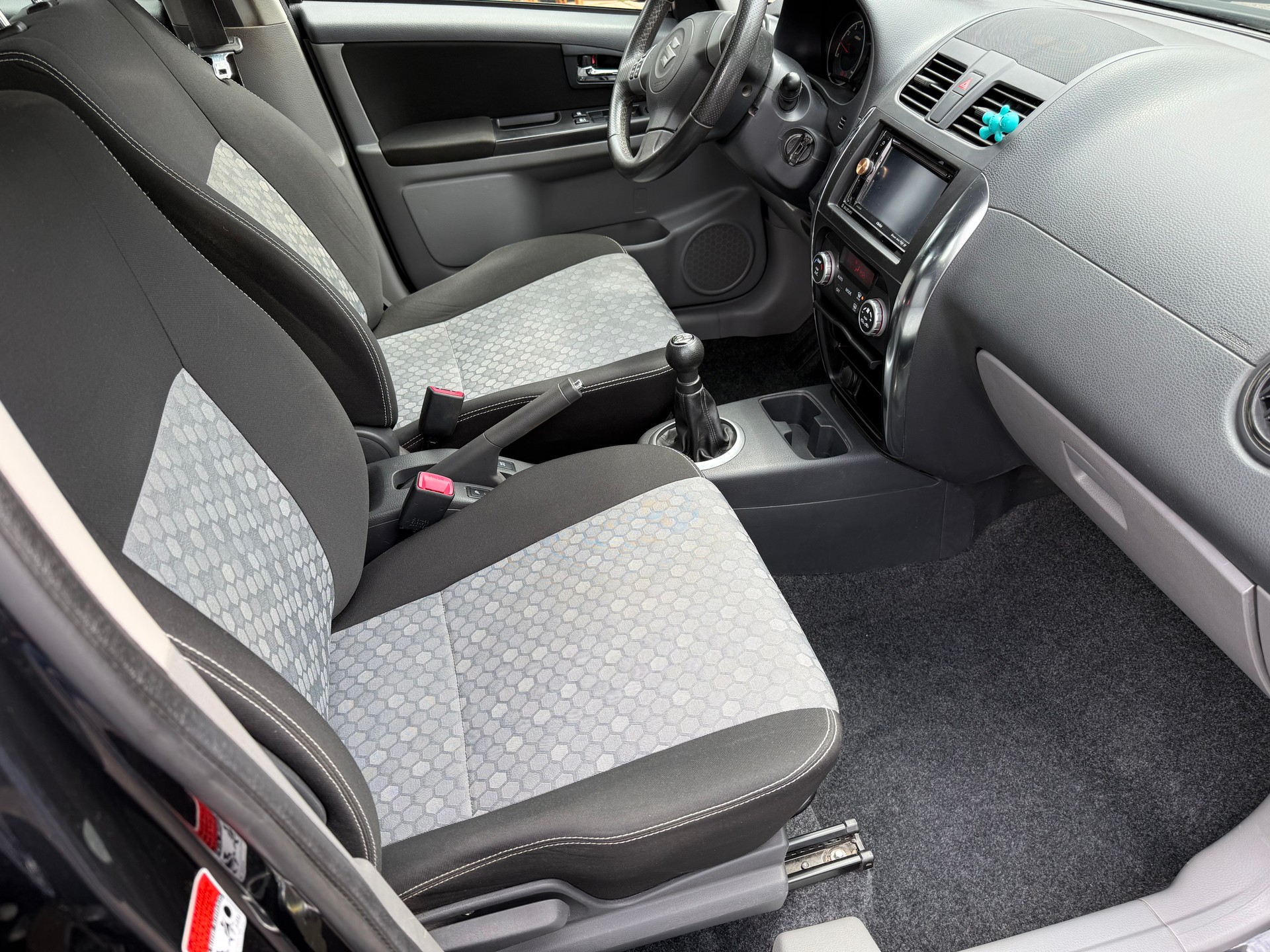 SUZUKI SX4 1.6 16V GL Top 4WD-image-8