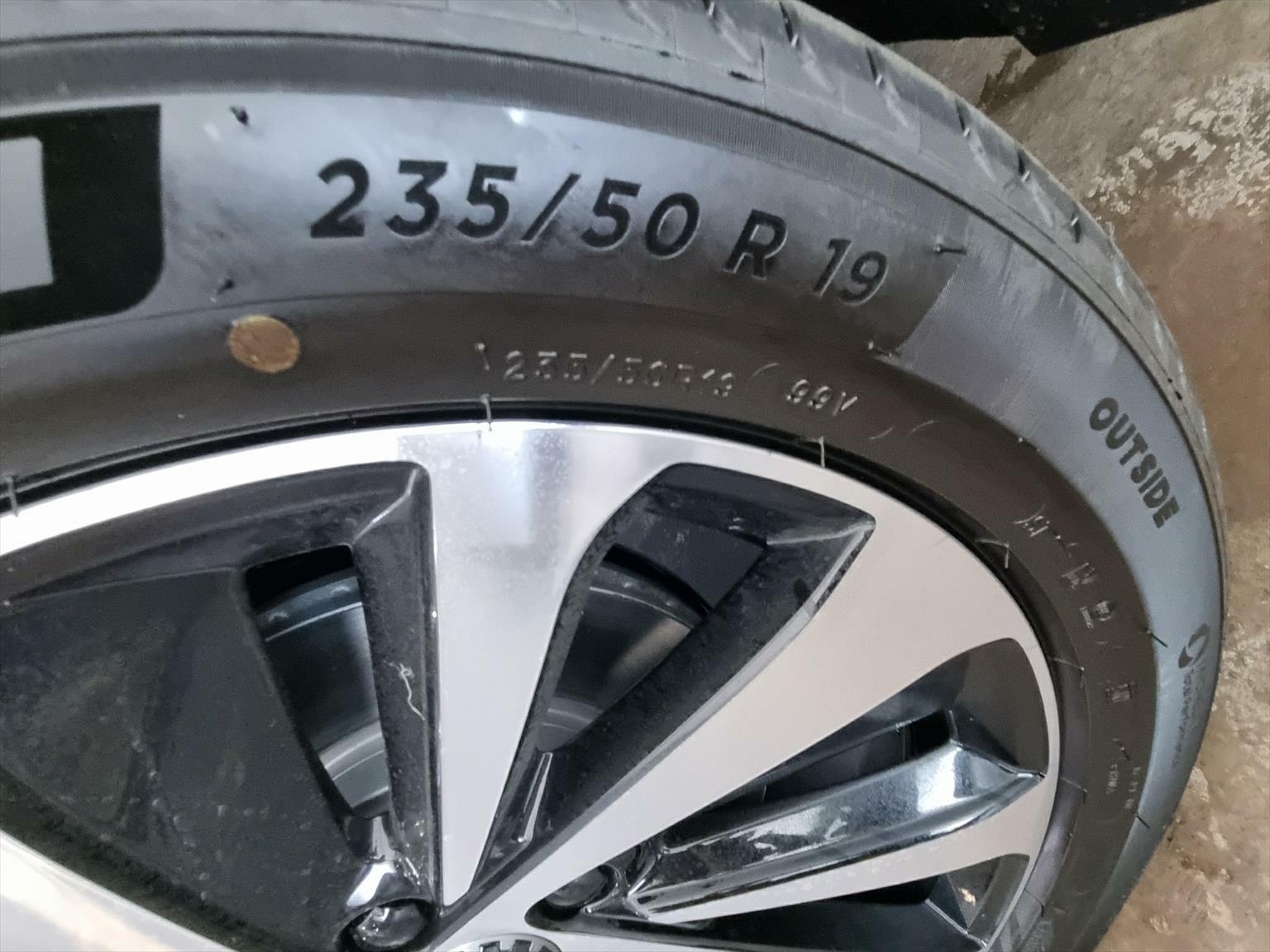 BYD Seal U DM-i Comfort-image-18