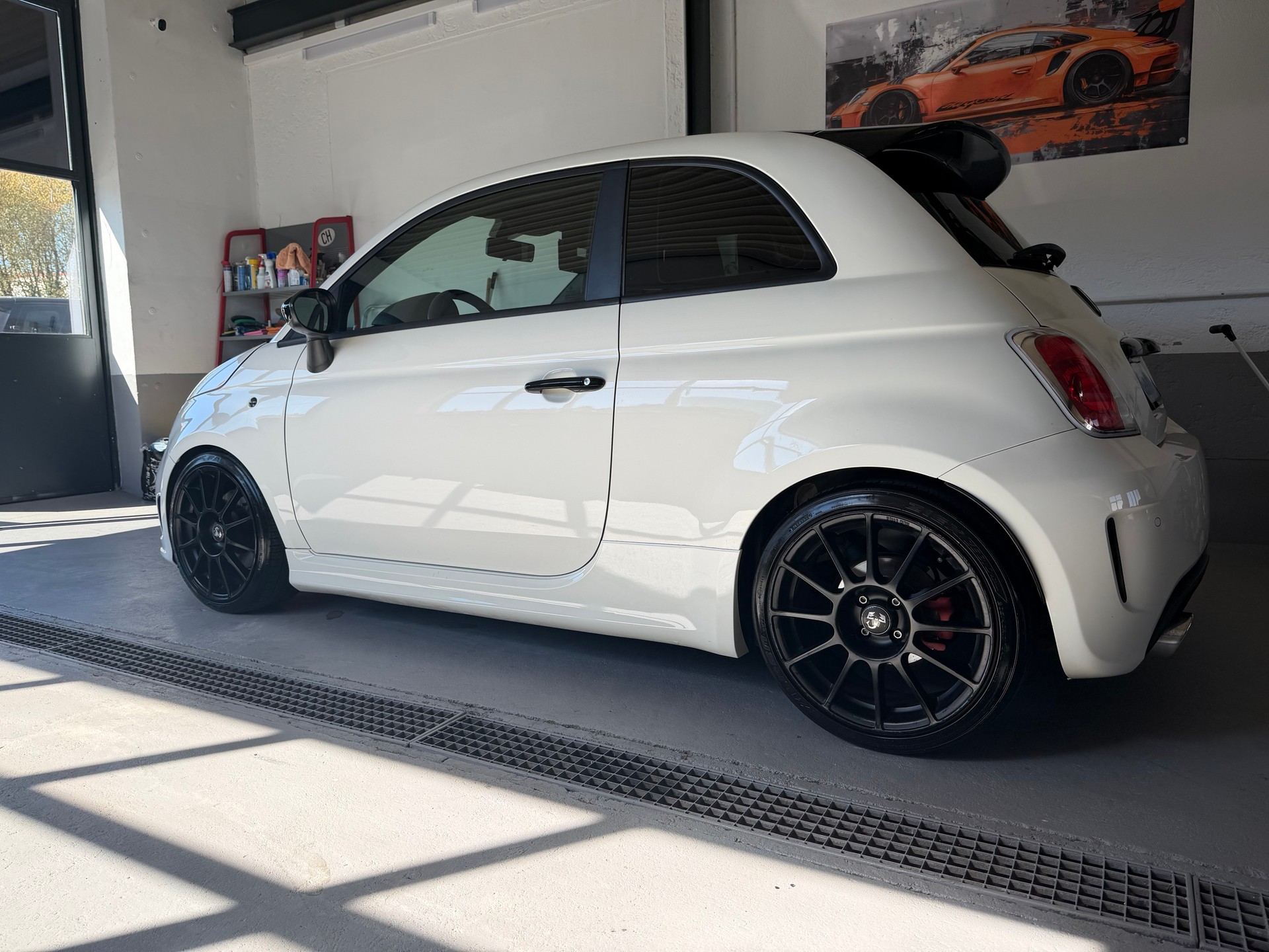 FIAT 500 1.4 16V Turbo Abarth-image-11
