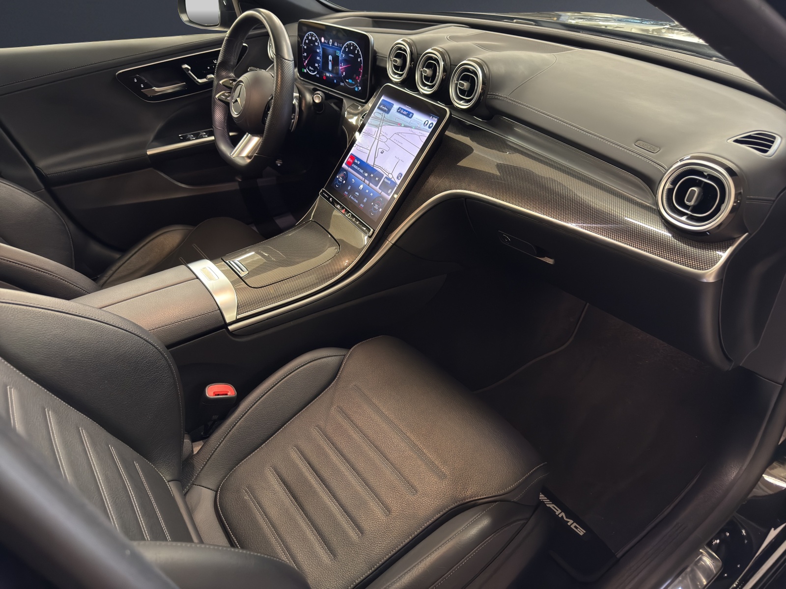 Image MERCEDES-BENZ C-200 C 200 T 4Matic AMG Line