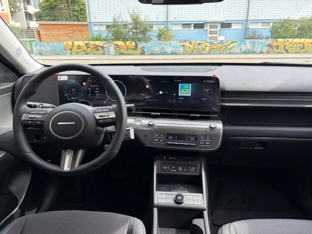 HYUNDAI Kona 1.6 GDi HEV Amplia DCT-image-9