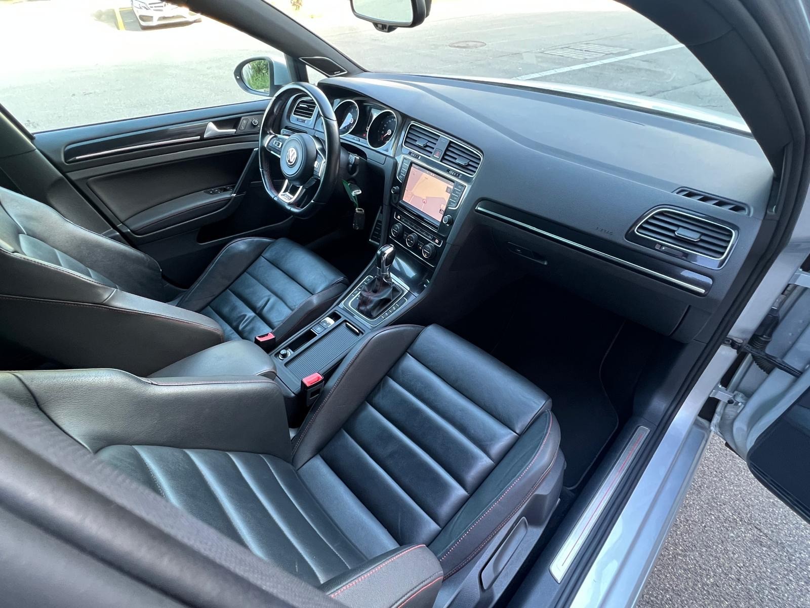 VW Golf 2.0 TSI GTI Performance DSG-image-11