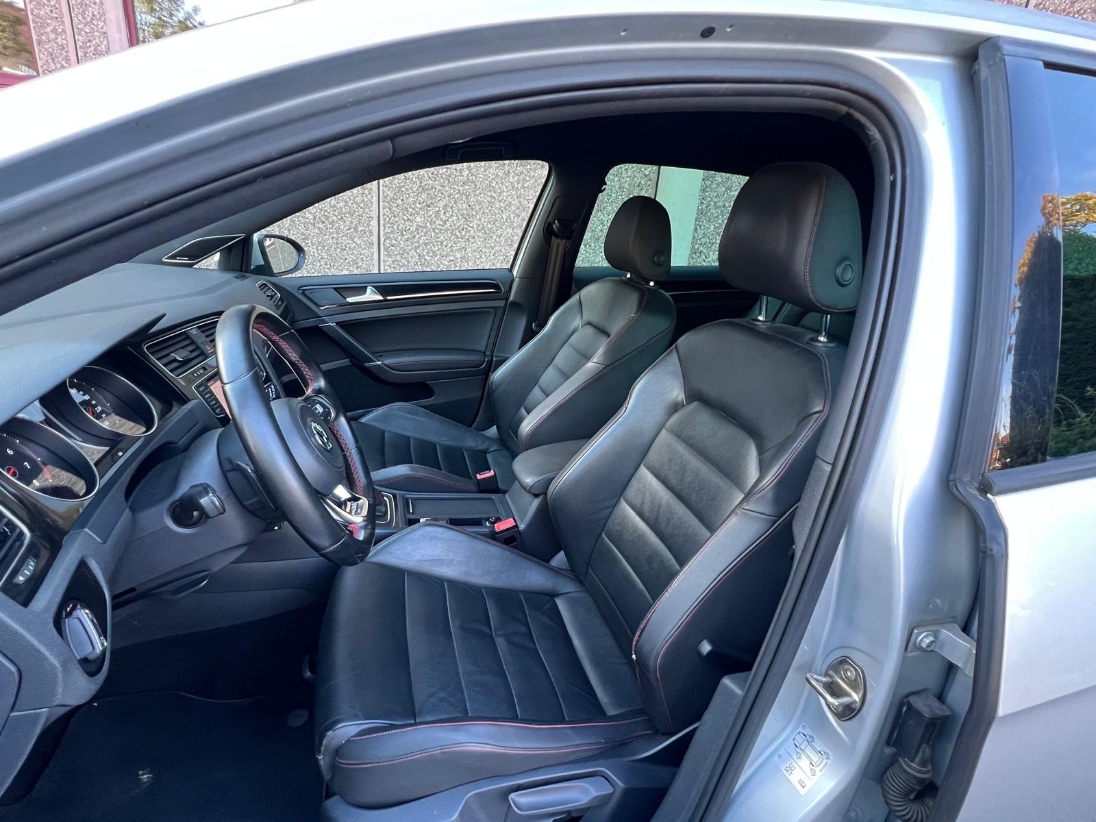 VW Golf 2.0 TSI GTI Performance DSG-image-8