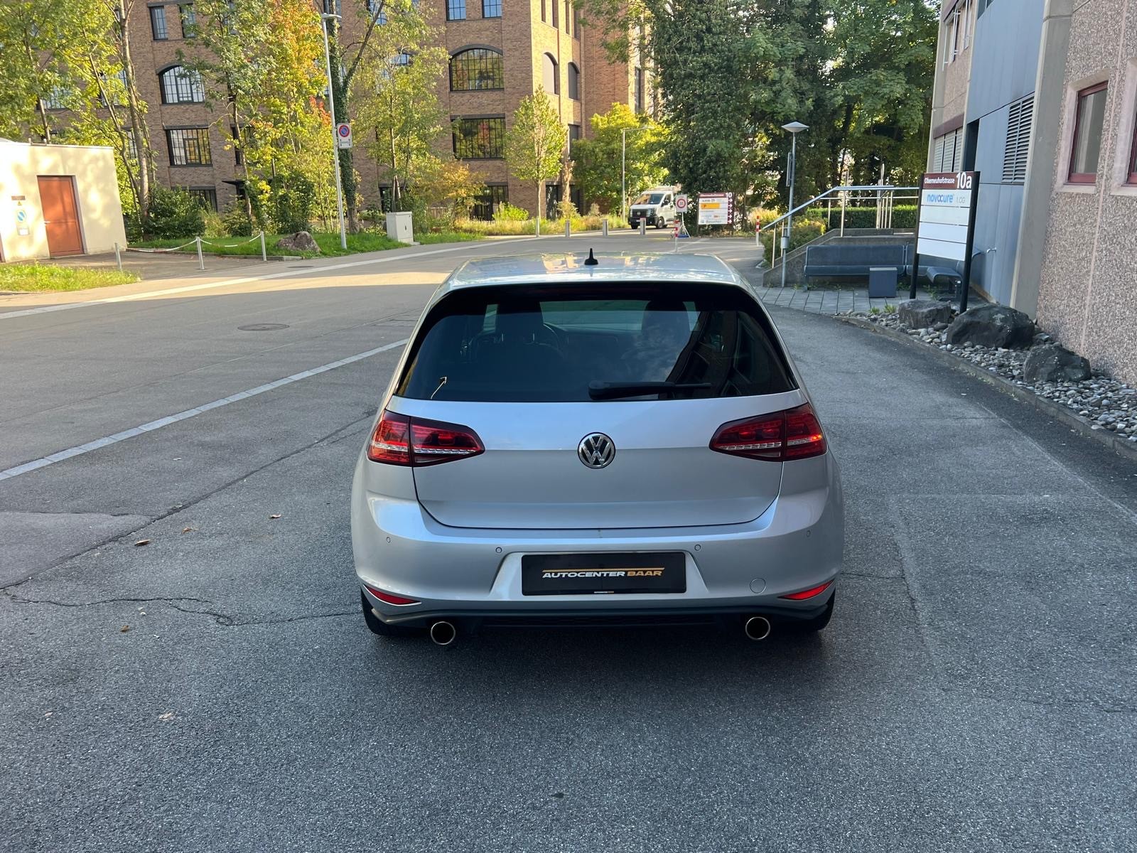 VW Golf 2.0 TSI GTI Performance DSG-image-5