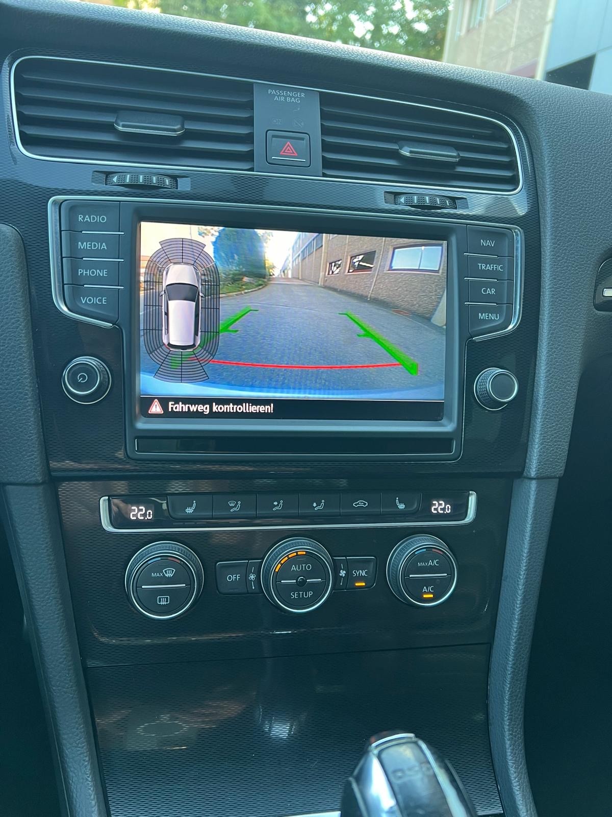 VW Golf 2.0 TSI GTI Performance DSG-image-12