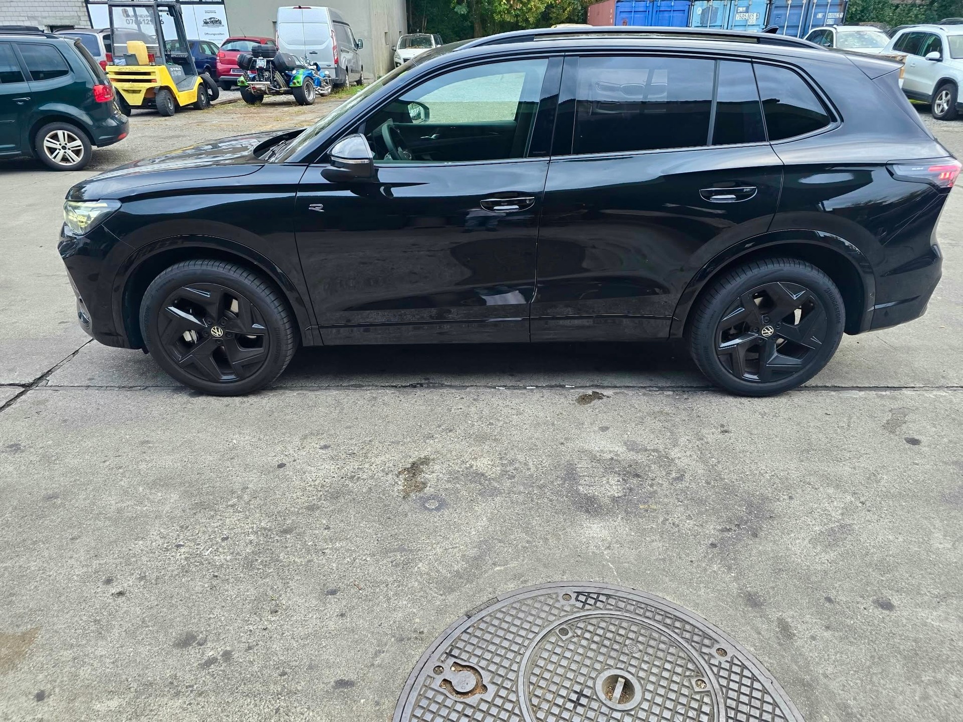 VW Tiguan 2.0 TSI DSG R-Line 4Motion-image-5