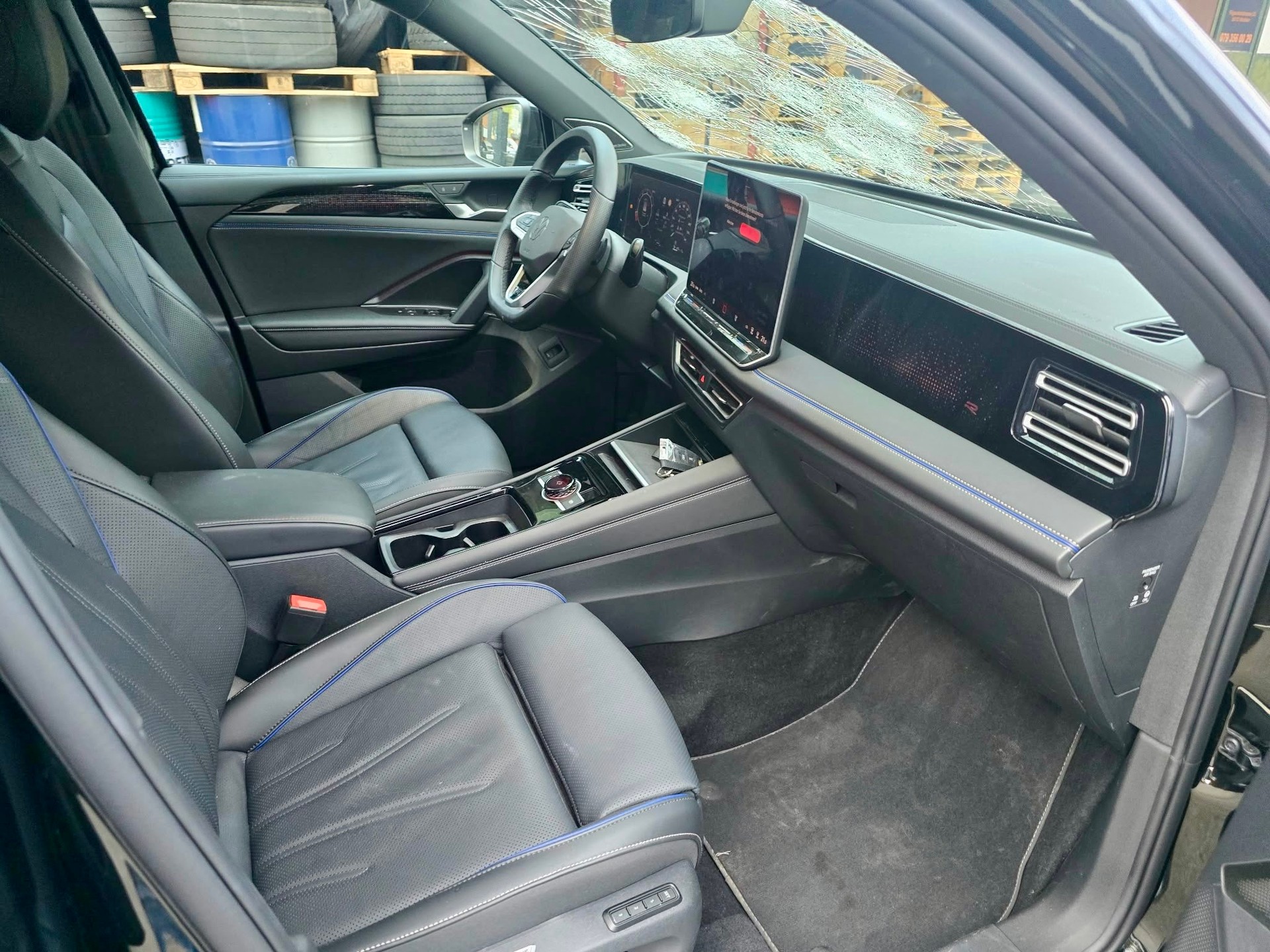 VW Tiguan 2.0 TSI DSG R-Line 4Motion-image-11