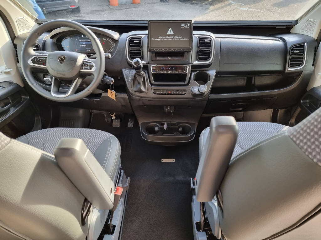 TOURNE MOBIL 6.0 Cruise 180PS EAT8 Artense-image-4