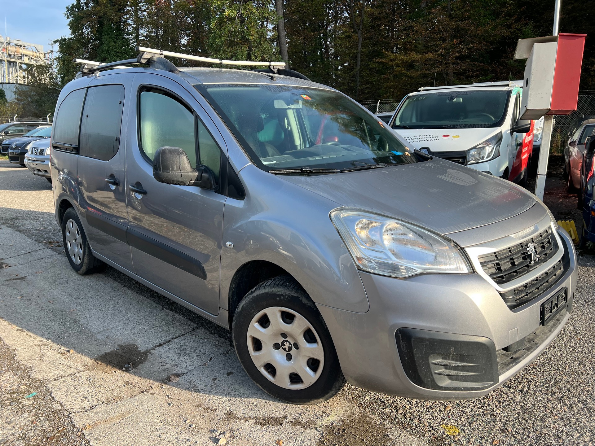 PEUGEOT Partner 1.2 PureTech Active-image-1