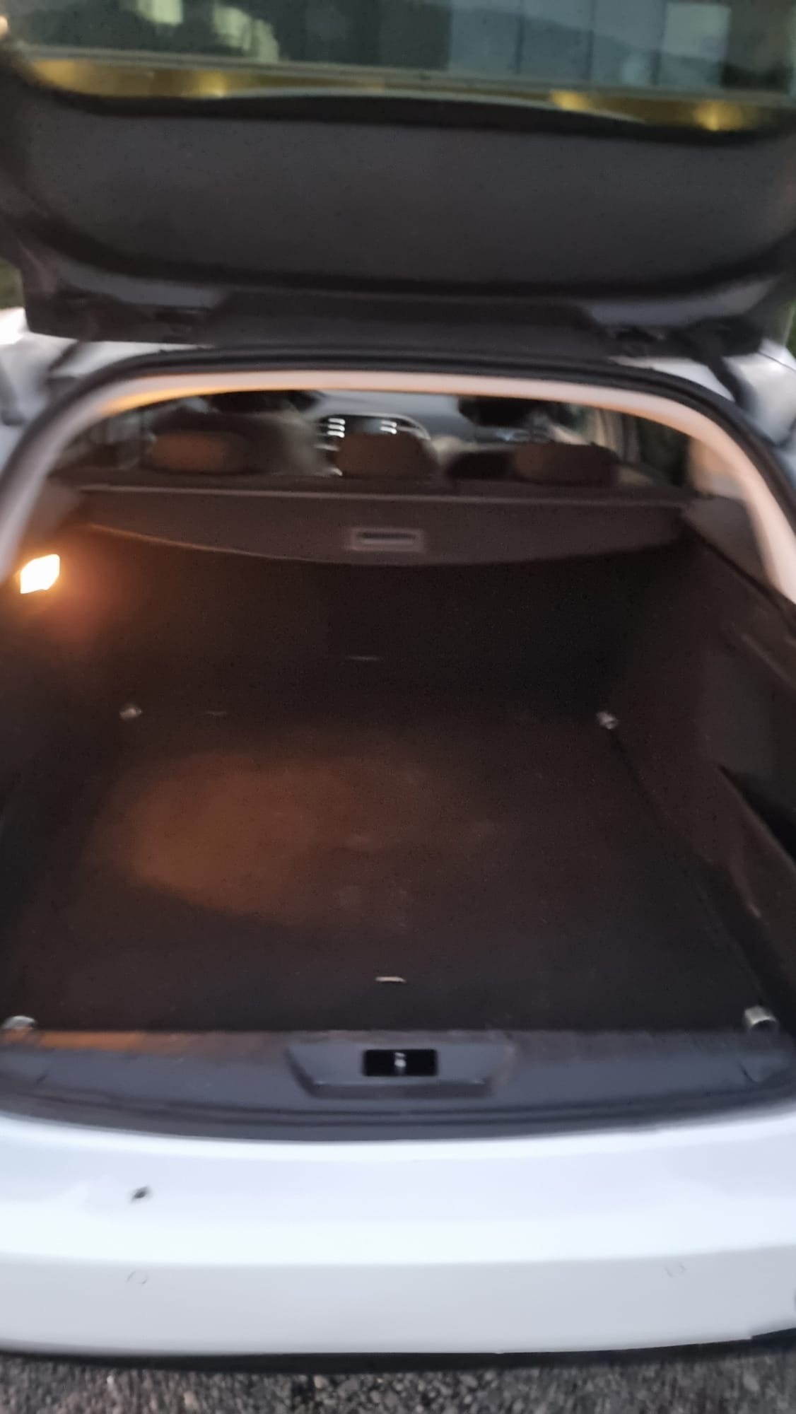 PEUGEOT 308 SW 1.5 BlueHDI Active Pack EAT8-image-7