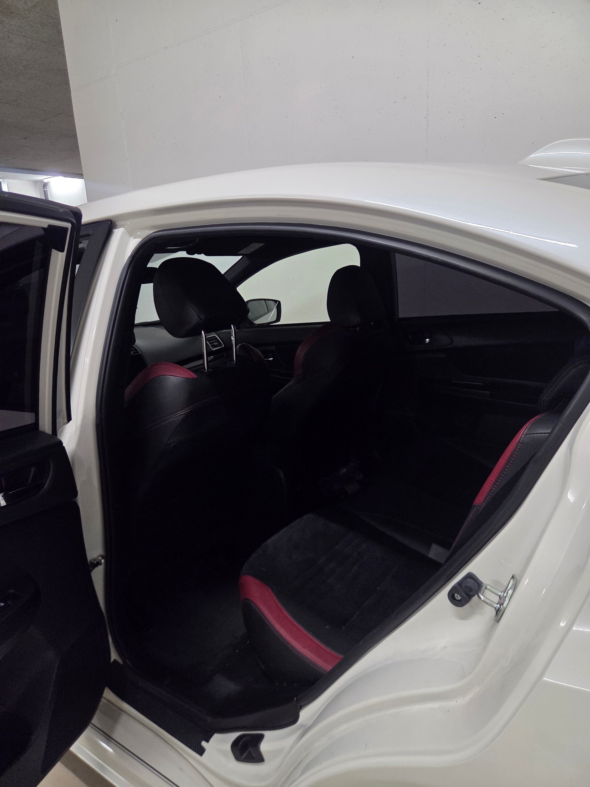 SUBARU 2.5 T Sport-image-4