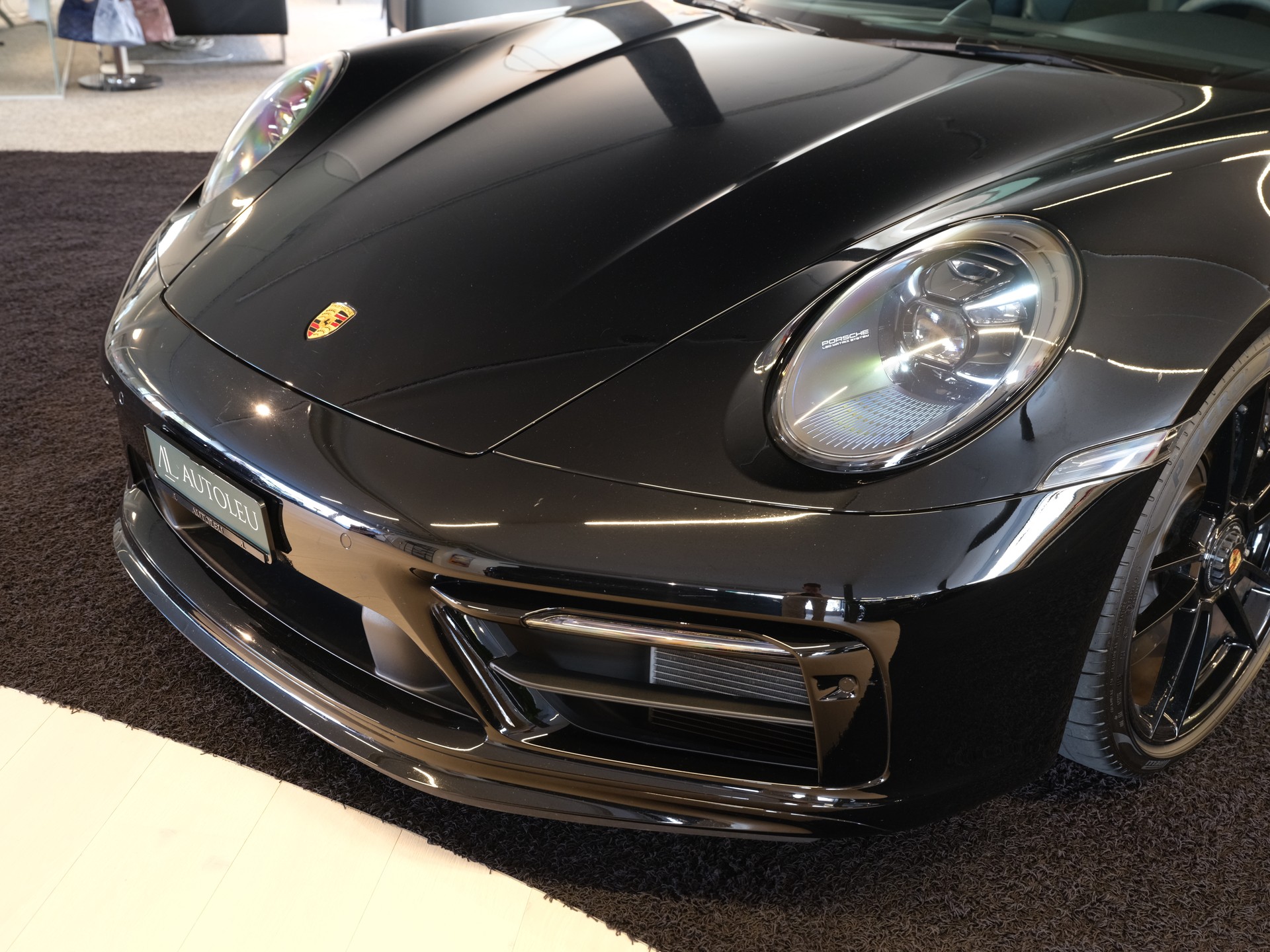 PORSCHE 911 Carrera GTS PDK-image-11