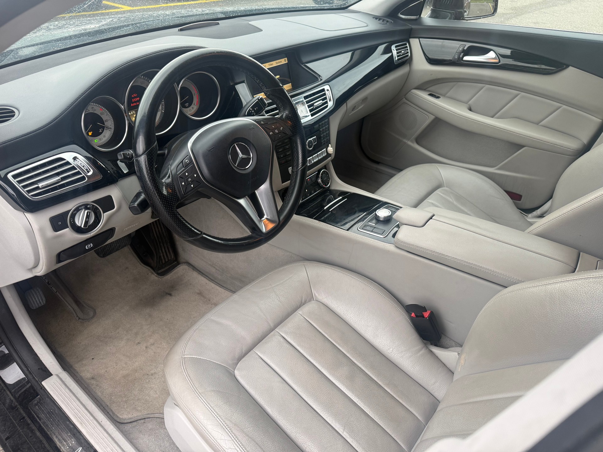MERCEDES-BENZ CLS 350 CDI 4Matic 7G-Tronic-image-5