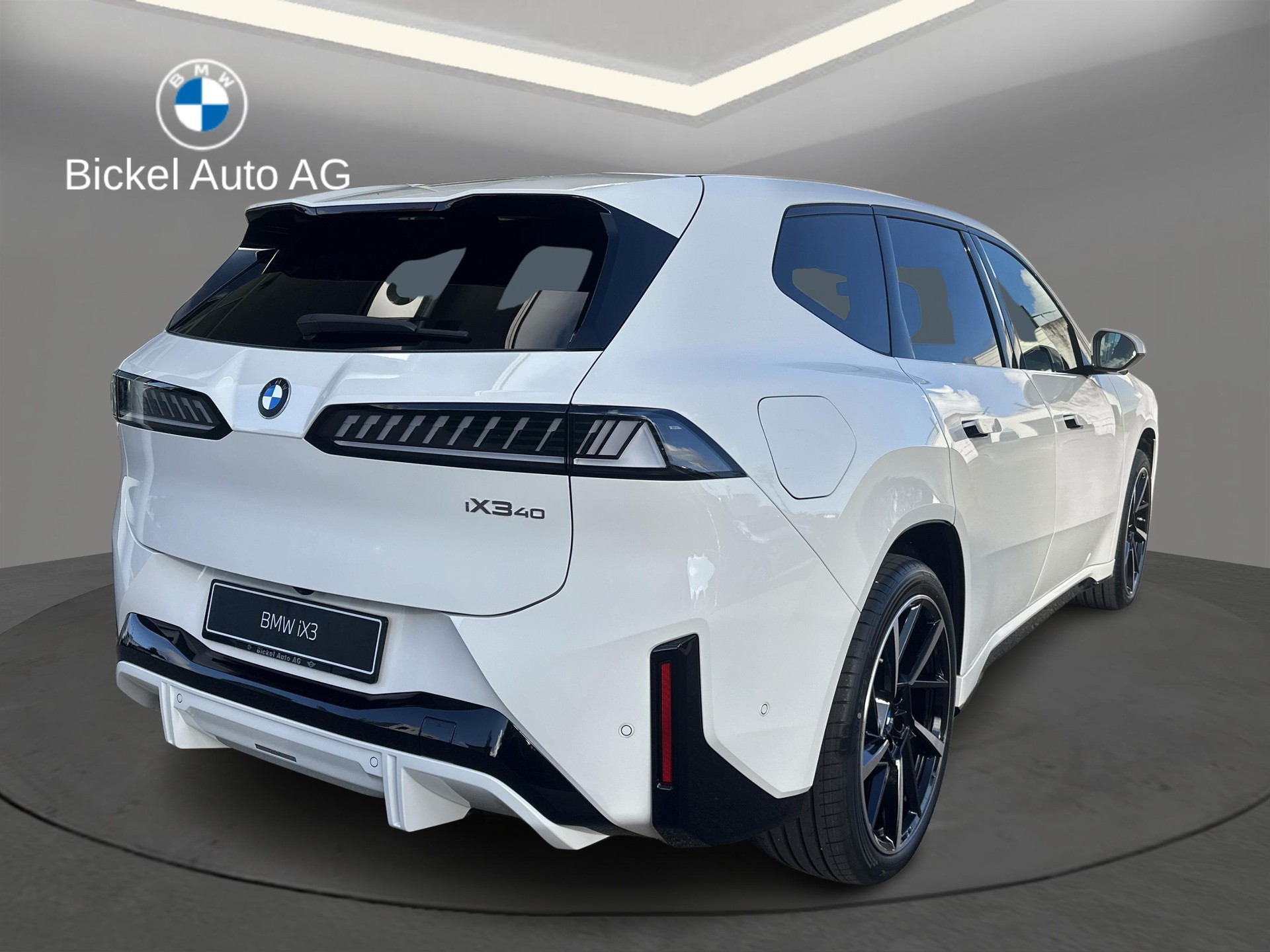 BMW iX3 40 M Sport-image-3