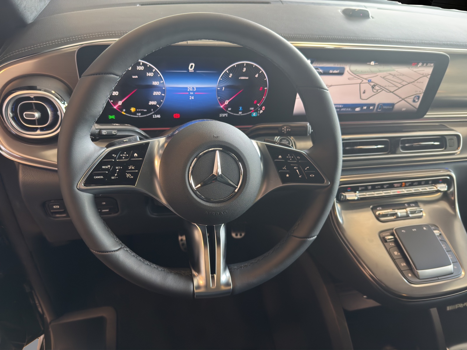 MERCEDES-BENZ V 300 d Édition Suisse EXCLUSIVE 4x4-image-8